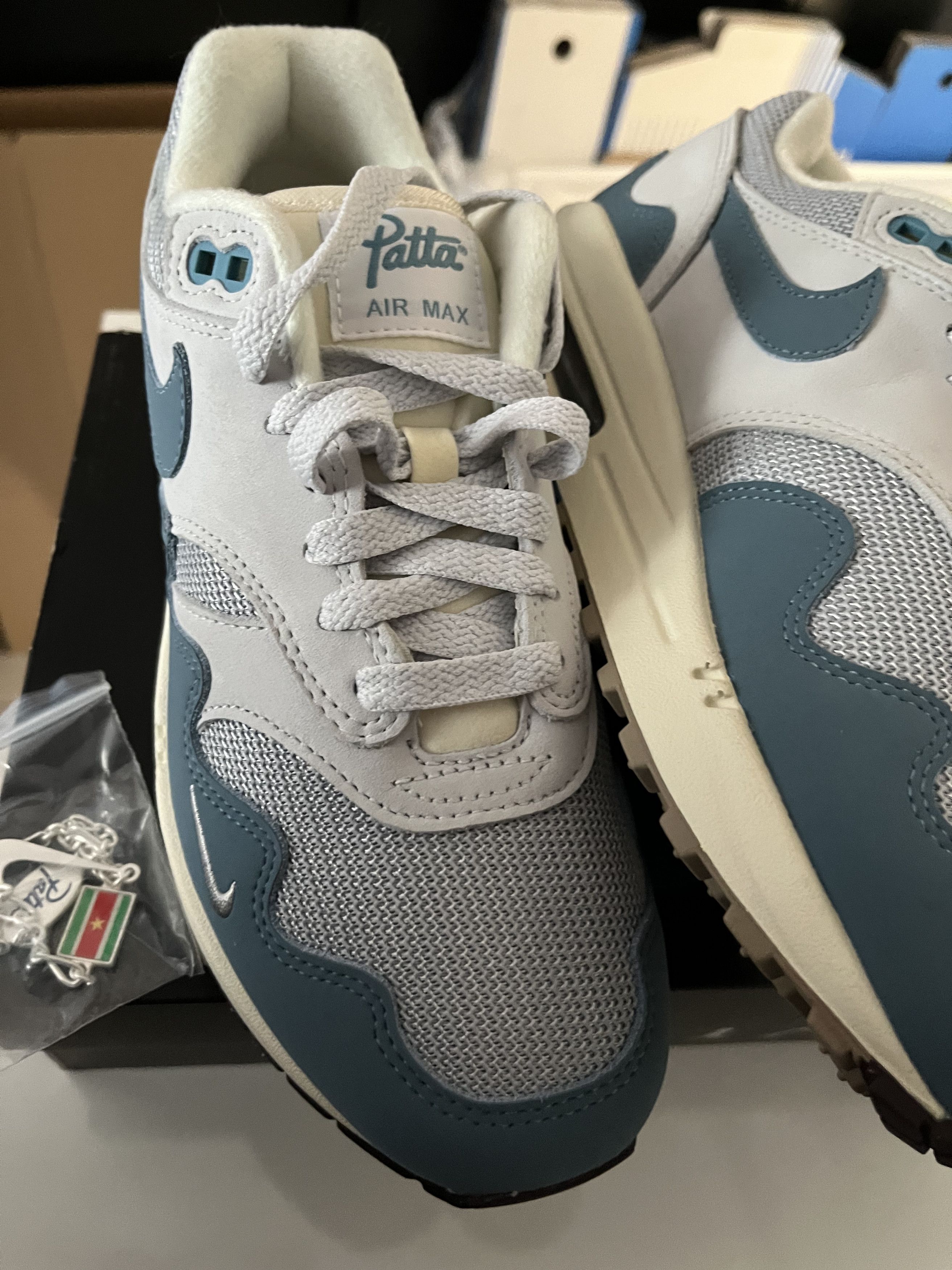 Nike Nike Air Max 1 Patta Size US 6 / EU 39 - 7 Thumbnail