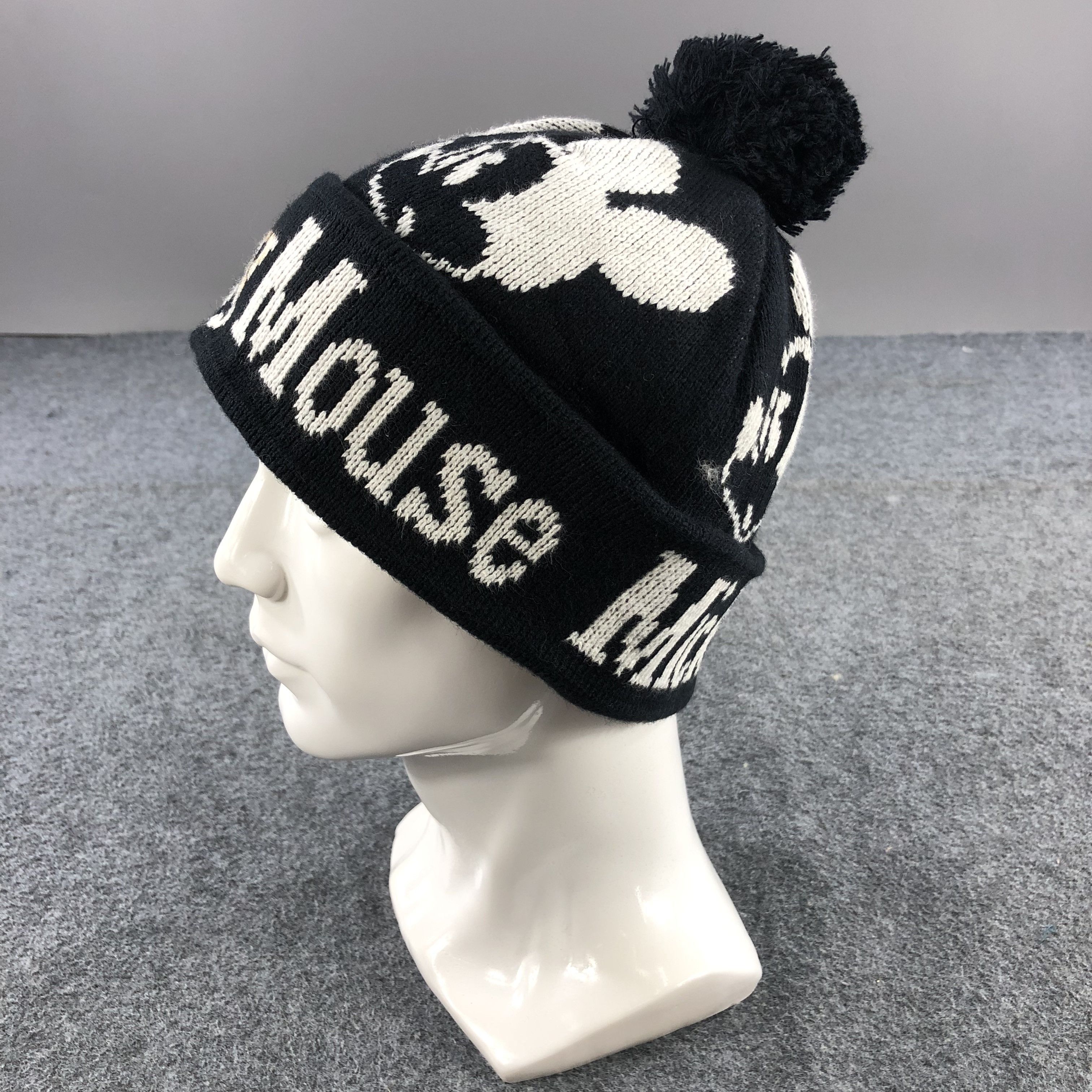 Mickey Mouse Mickey Mouse Bobble Beanie Snowcap Snow Hat B216 Size ONE SIZE - 2 Thumbnail