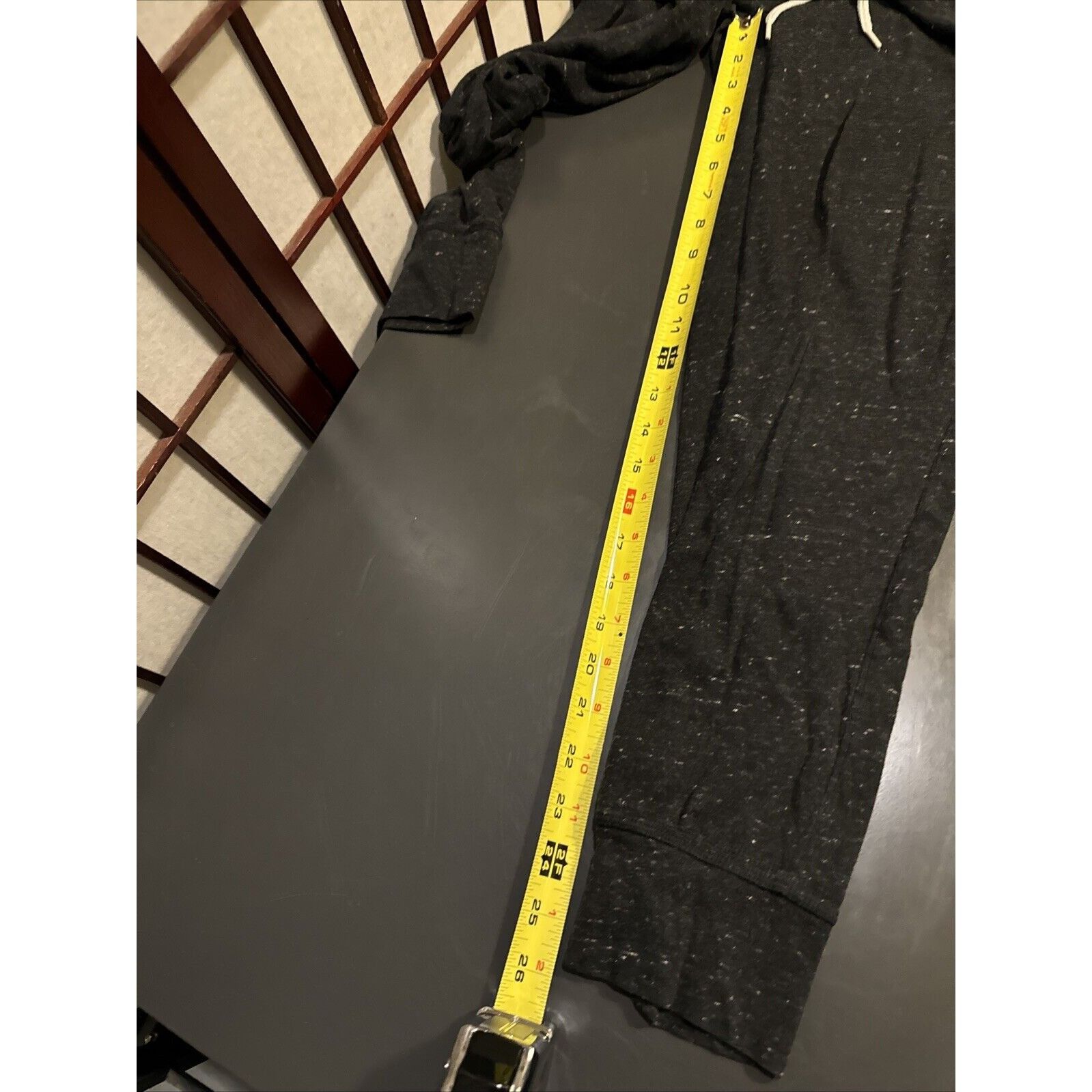 Other Danskin Now Gray Knit Workout Pants Women’s Size S 4/6 Draws Size 24" / US 00 / IT 34 - 14 Thumbnail
