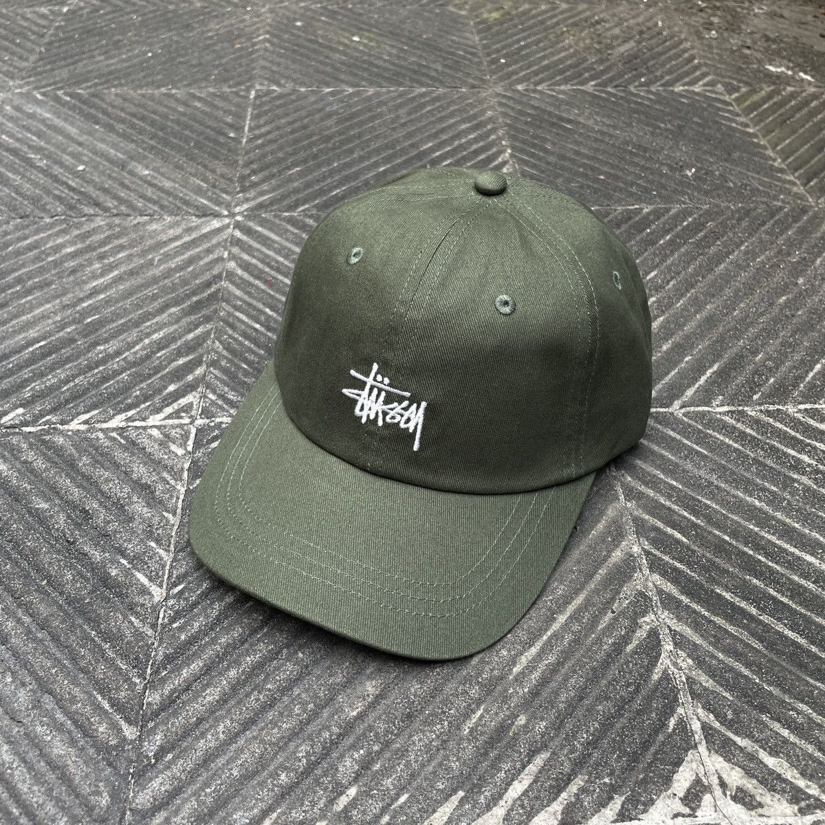 STUSSY 