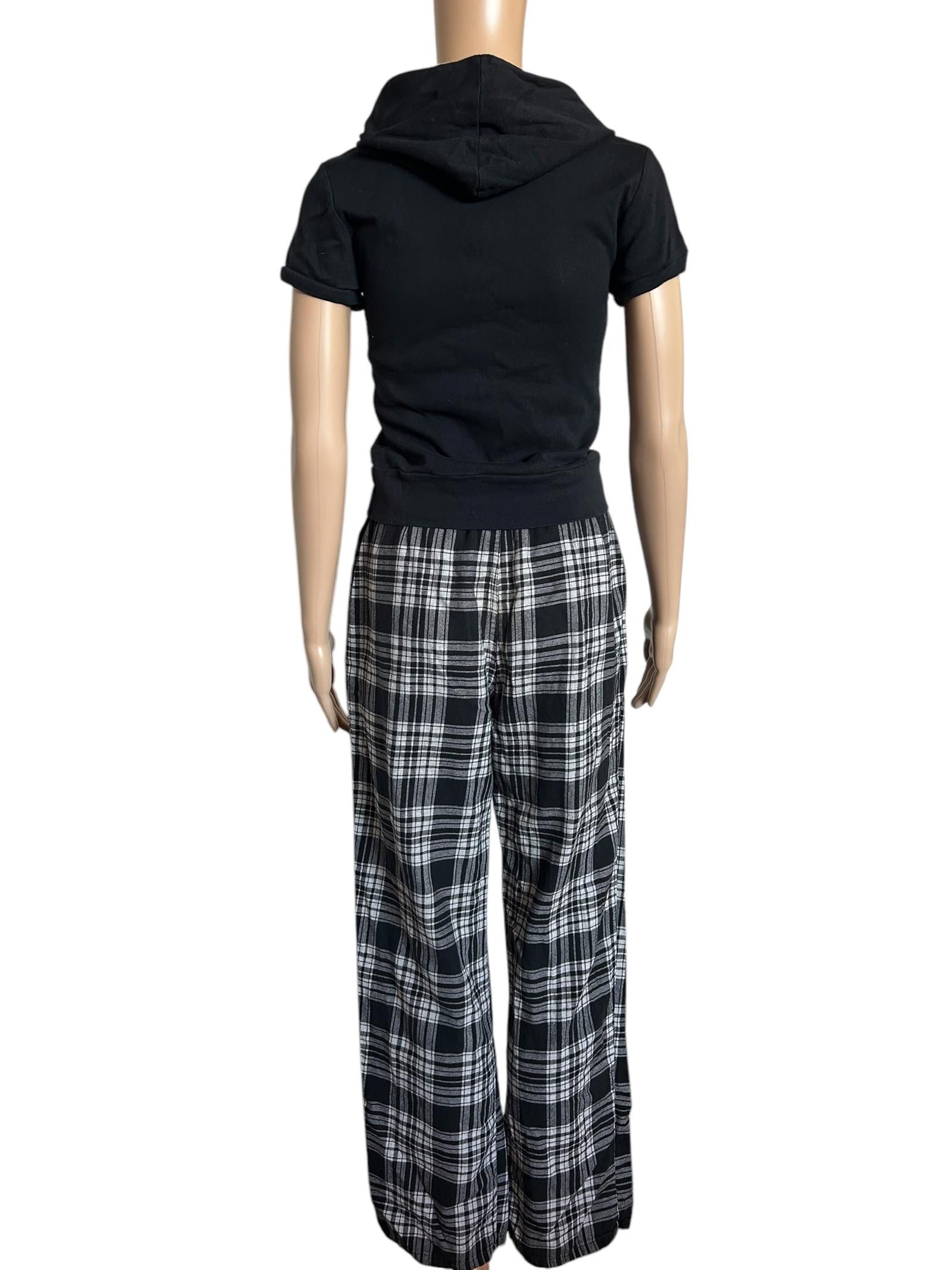 Abercrombie & Fitch Abercrombie & Fitch Cozy Pajama Set - Black Plaid Size ONE SIZE - 5 Thumbnail