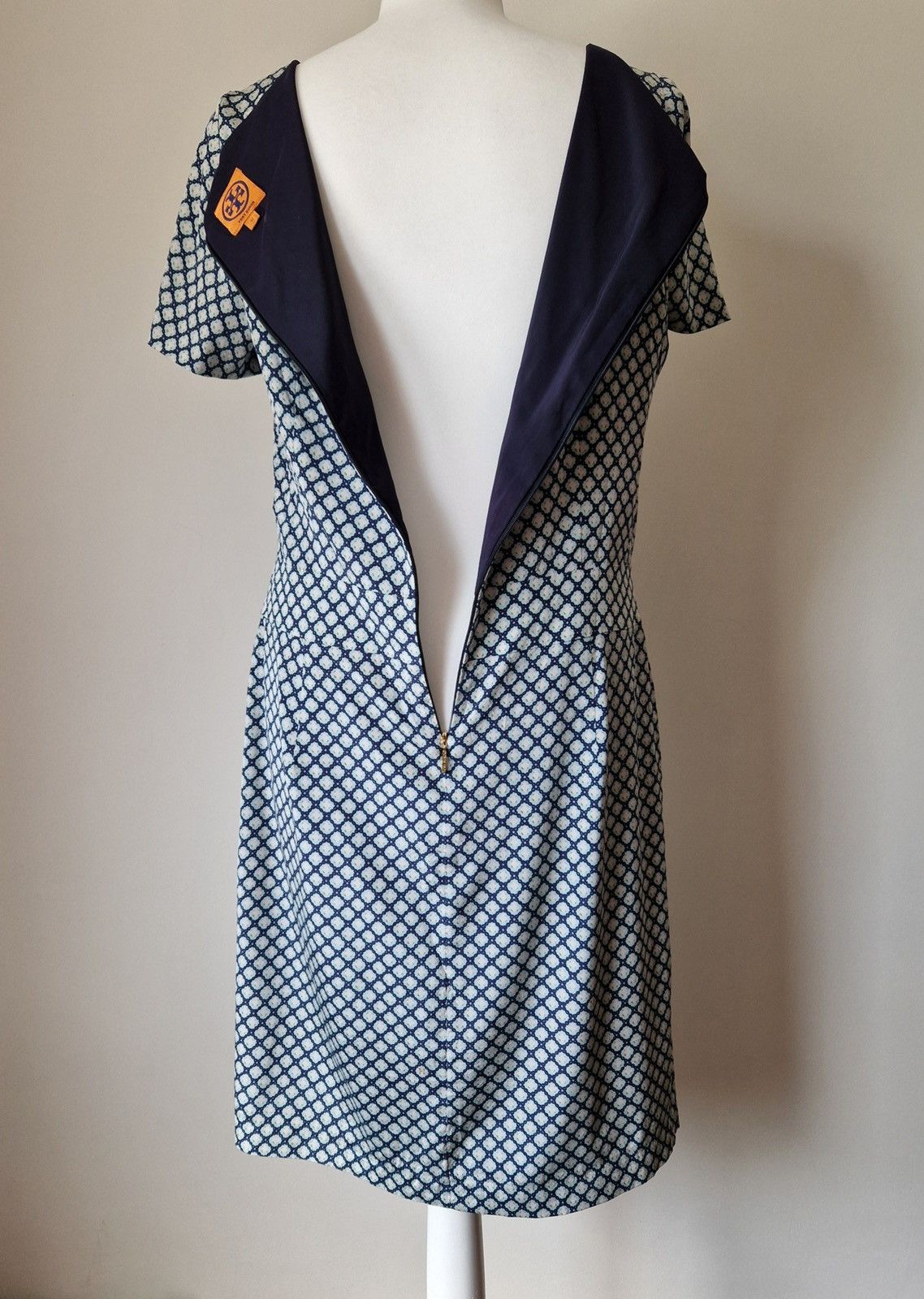 Tory Burch Tory Burch silk mid-length dress size 10/12 Size L / US 10 / IT 46 - 3 Thumbnail