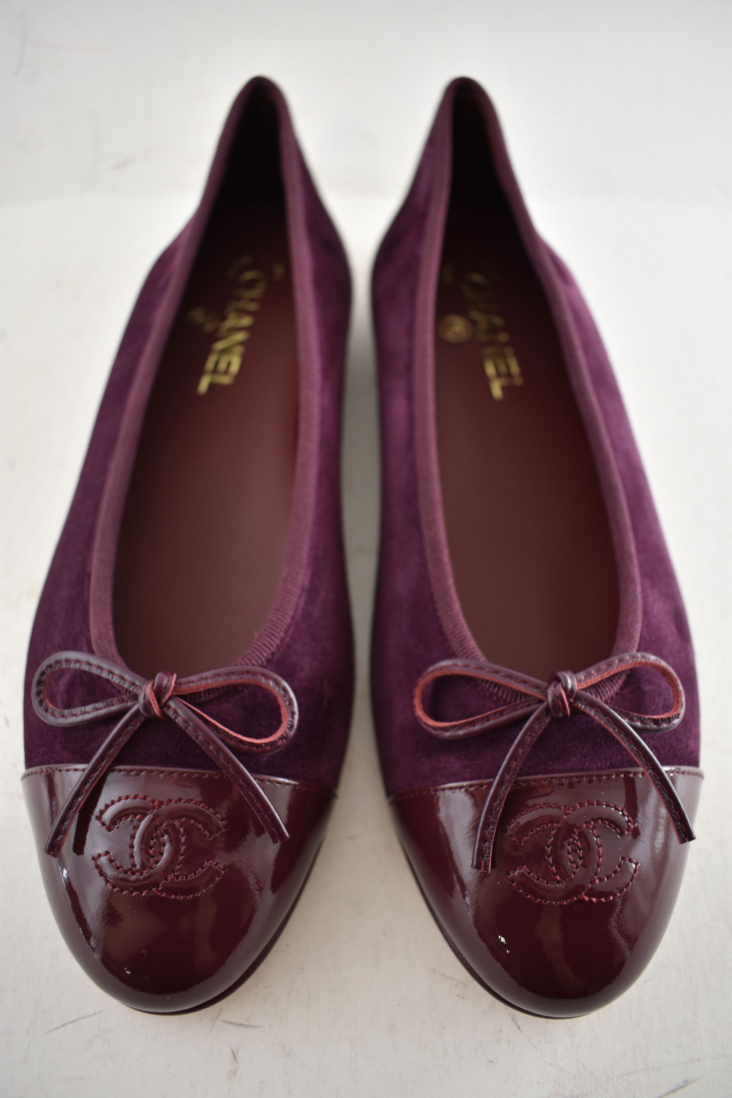 Chanel 26A Burgundy Purple Suede CC Logo Ballet Ballerina Flat 41 Size US 11 / IT 41 - 5 Thumbnail