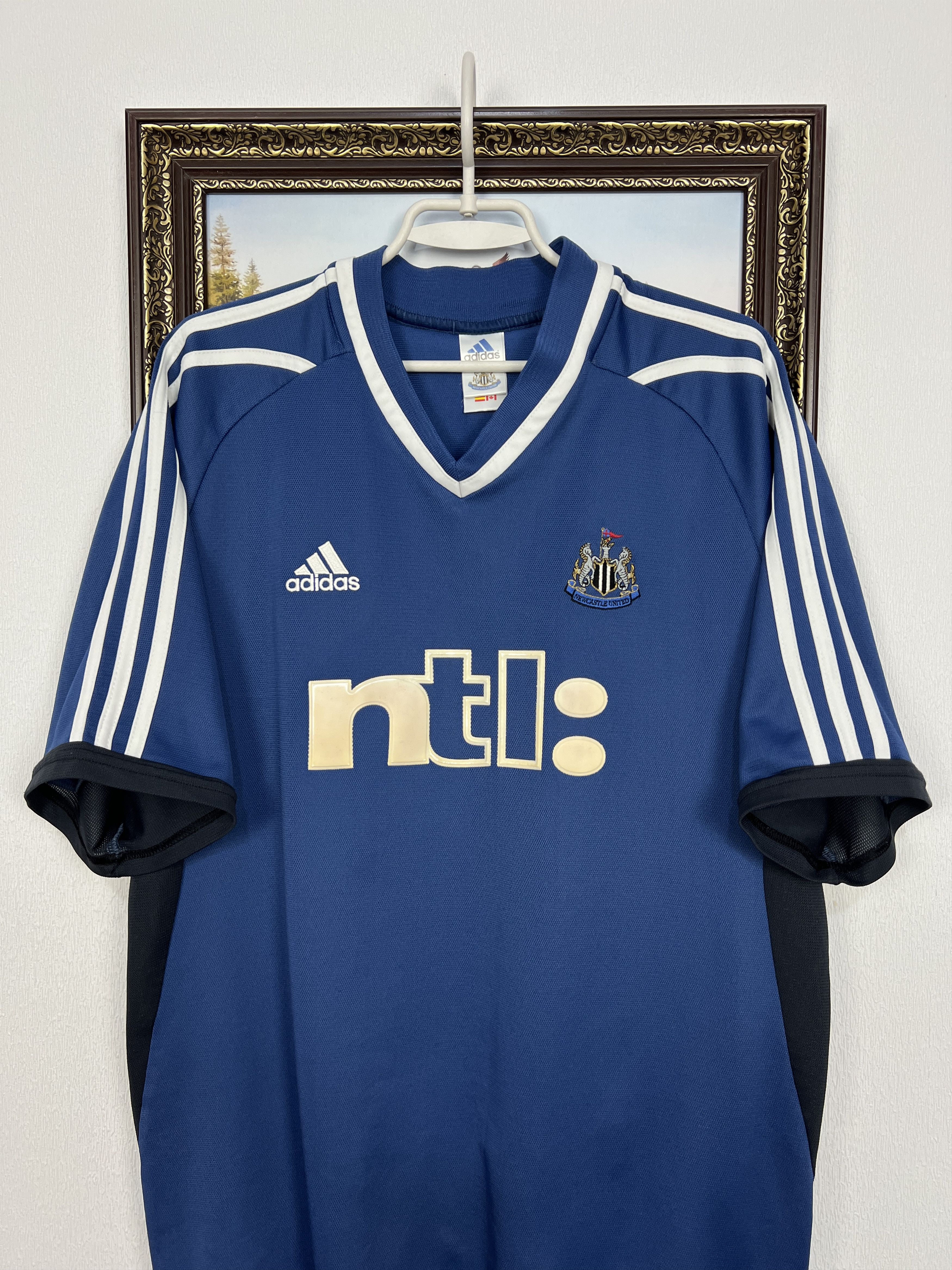 Adidas Newcastle Away football shirt 2001 Soccer Adidas Jersey Size US XXL / EU 58 / 5 - 2 Thumbnail