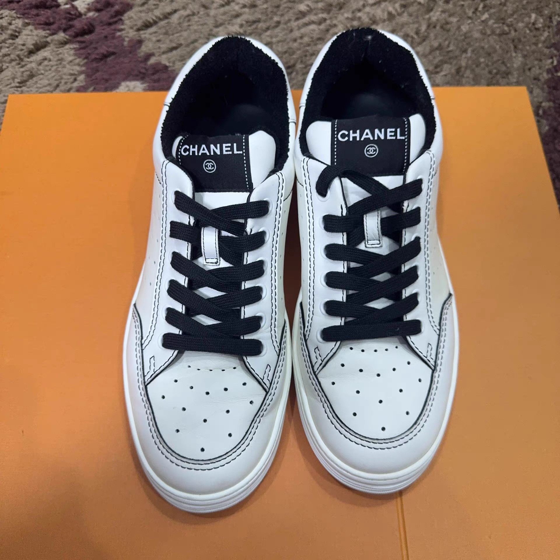 Chanel CHANEL Calfskin Low-Top Sneakers K13 Size US 8 / EU 41 - 1 Thumbnail
