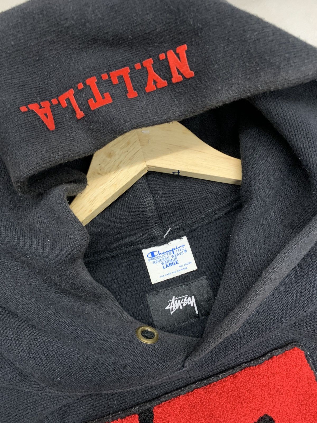 Stussy Vintage Stussy X Champion Reverse Weave Hoodie Size US L / EU 52-54 / 3 - 4 Thumbnail