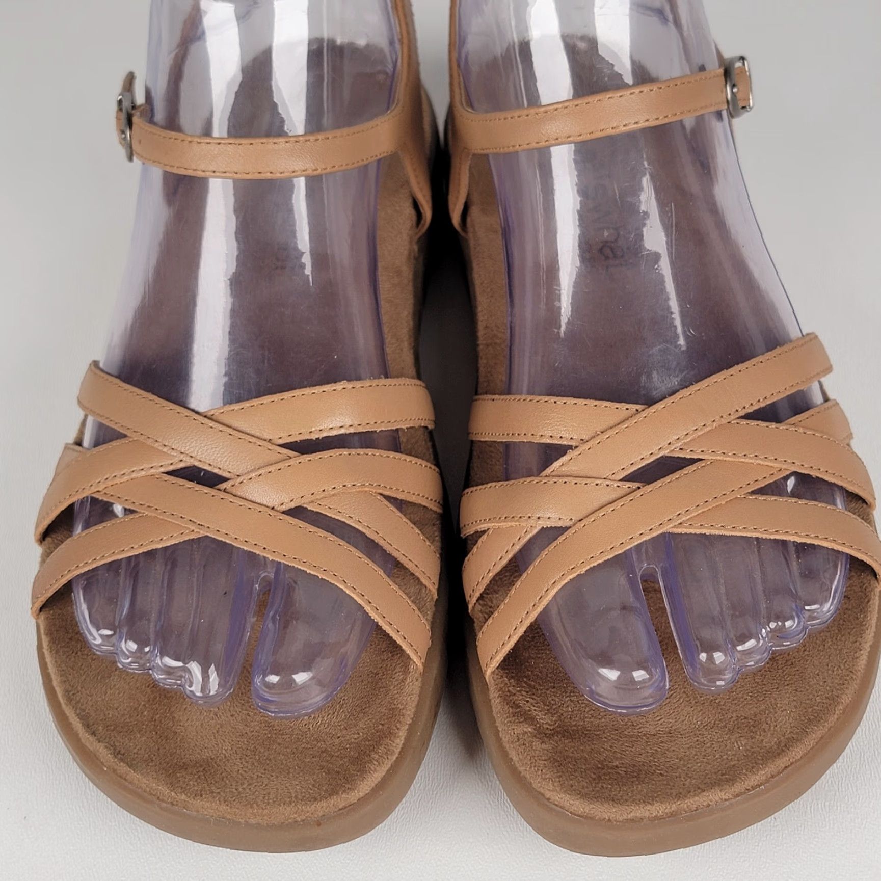Vintage Aerosoles Sandal Womens Flat Sandals Brown Leather Elastic Slip On Comfort Size 7 Size US 7 / IT 37 - 2 Thumbnail