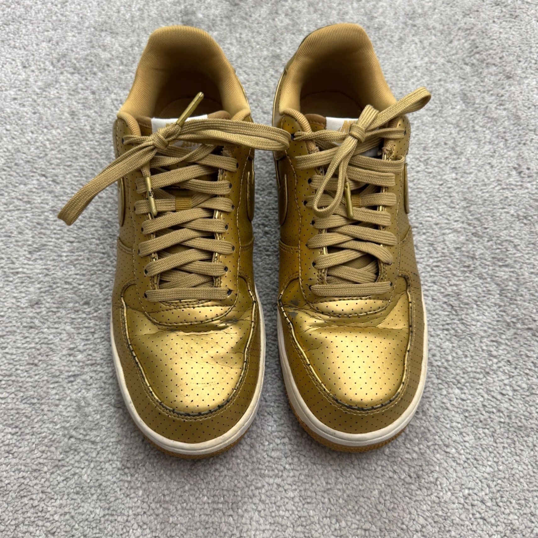 Nike Nike Air Force 1 Low Top Gold Perforated Leather Sneaker Shoes Womens US 9 UK 8 Size M / US 6-8 / IT 42-44 - 2 Thumbnail