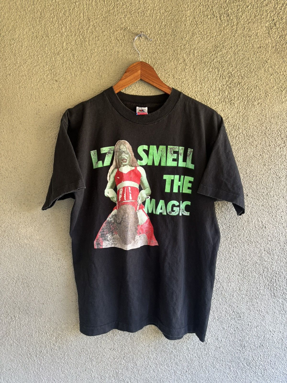 Other 1990 L7 Smell The Magic Tee Size US L / EU 52-54 / 3 - 1 Thumbnail
