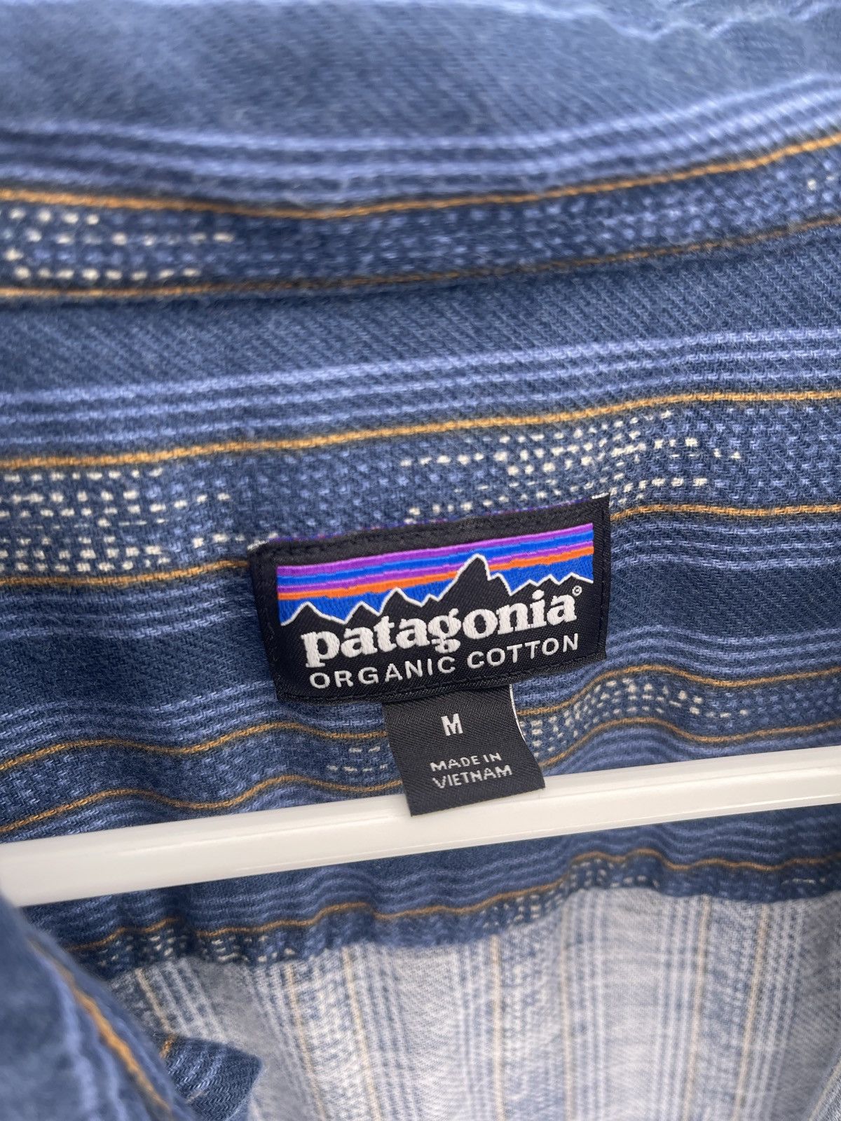 Patagonia Patagonia Men's Blue Patterned Button Down Shirt Size US M / EU 48-50 / 2 - 5 Thumbnail