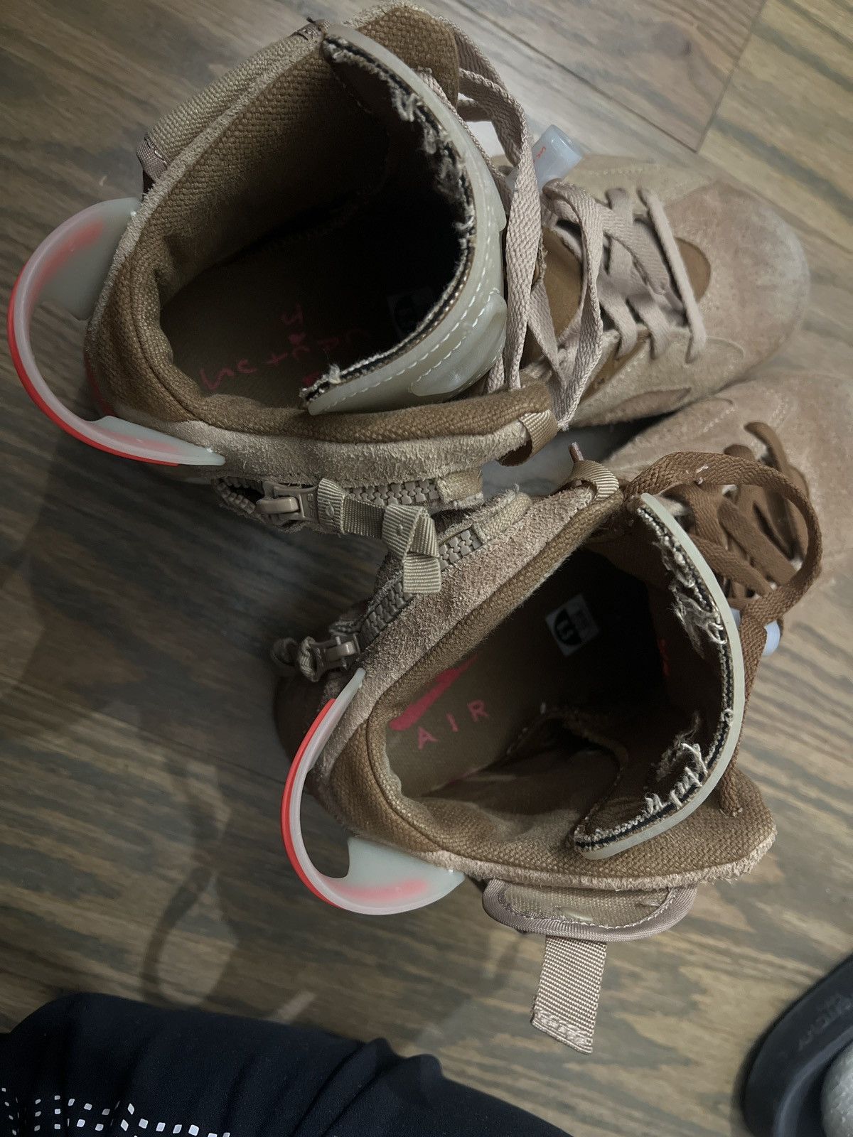 Travis Scott Travis Scott British khaki 6’s Size US 6.5 / EU 39-40 - 5 Thumbnail