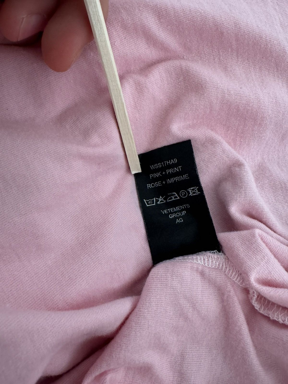 Vetements Vetements Staff hoodie SS17 Size US L / EU 52-54 / 3 - 7 Thumbnail