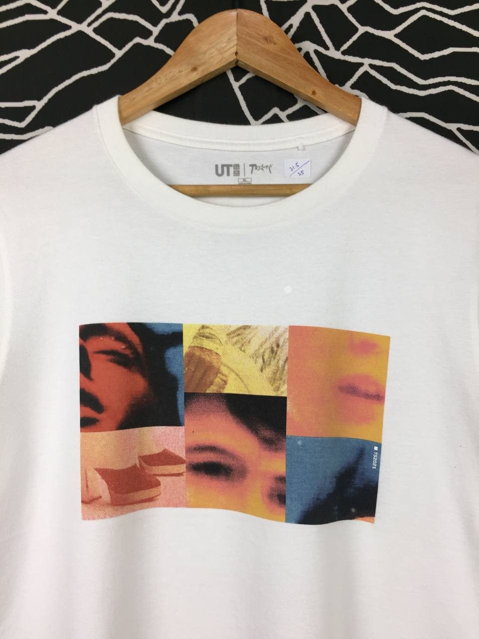 Band Tees Uniqlo X Troye Sivan Potrait Graphic Tee Size US XL / EU 56 / 4 - 3 Thumbnail