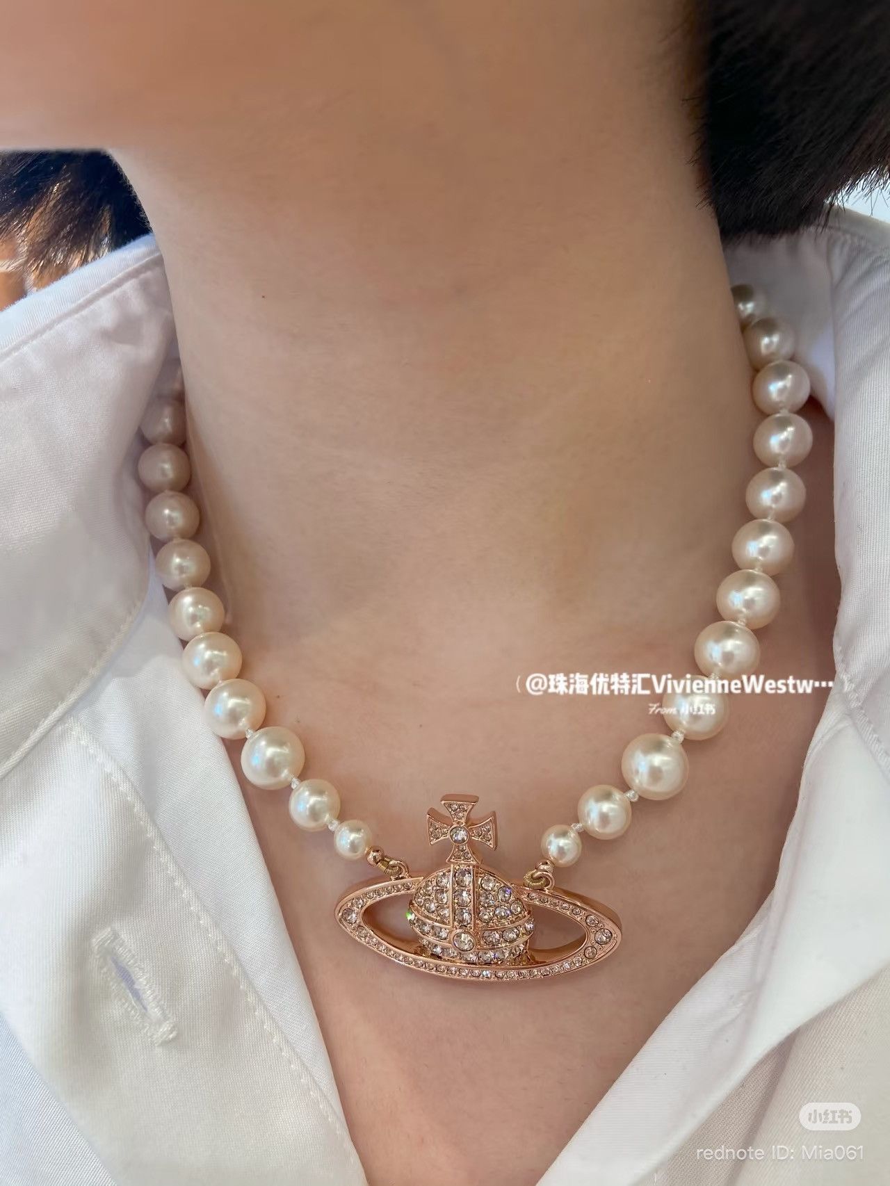 Vivienne Westwood Vivienne Westwood One-Row Pearl Bas Relief Choker Size ONE SIZE - 8 Thumbnail