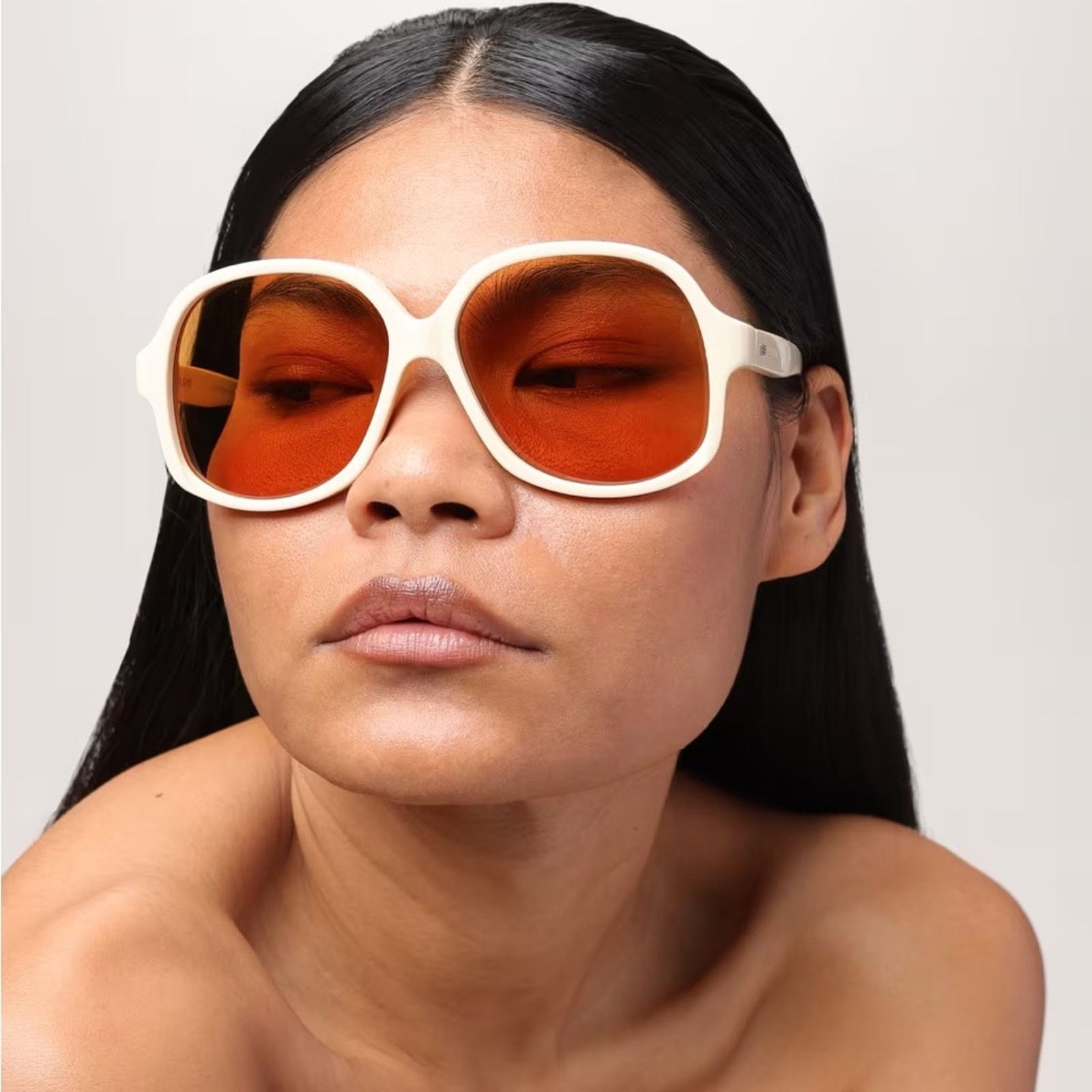 Valentino New! Valentino VLS 177C Cream Sunglasses , Authentic Size ONE SIZE - 4 Thumbnail