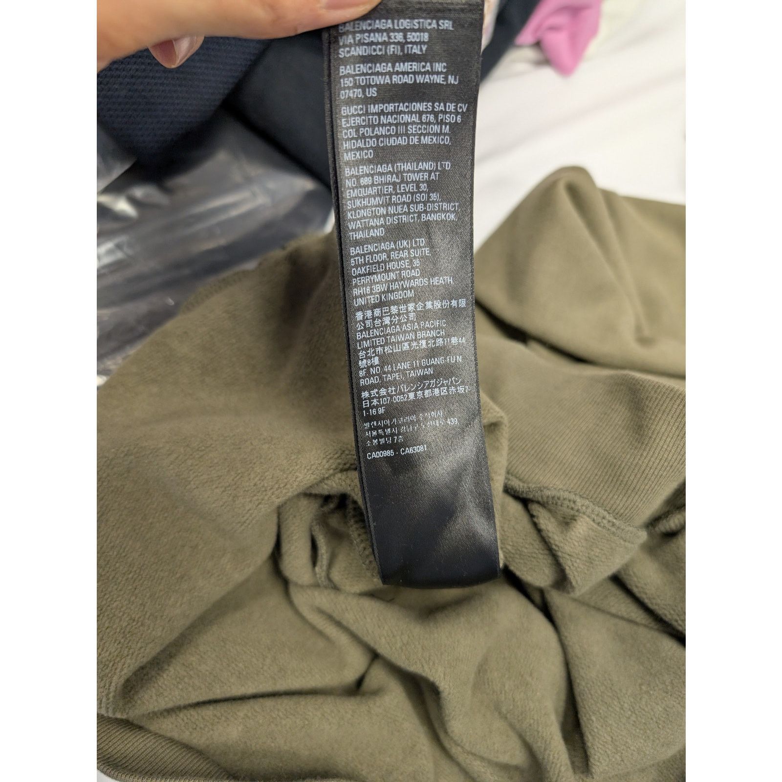 Balenciaga o1rshd1 Strike 1917 Print Medium Crewneck Sweatshirt Brown Size US L / EU 52-54 / 3 - 15 Thumbnail