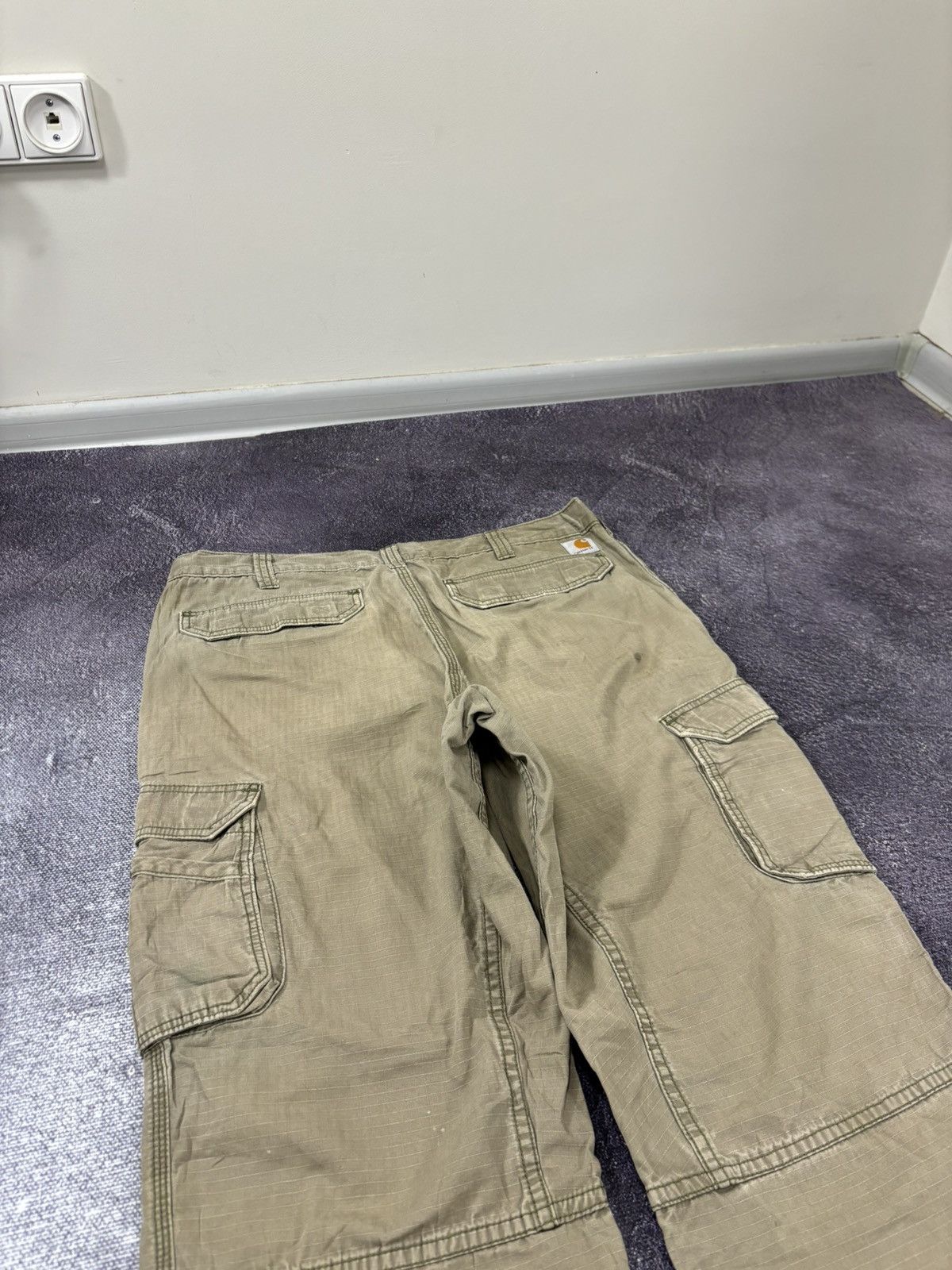 Carhartt Vintage Carhartt Y2K Khaki Hype Work Baggy Cargo Pants Size US 38 / EU 54 - 5 Thumbnail