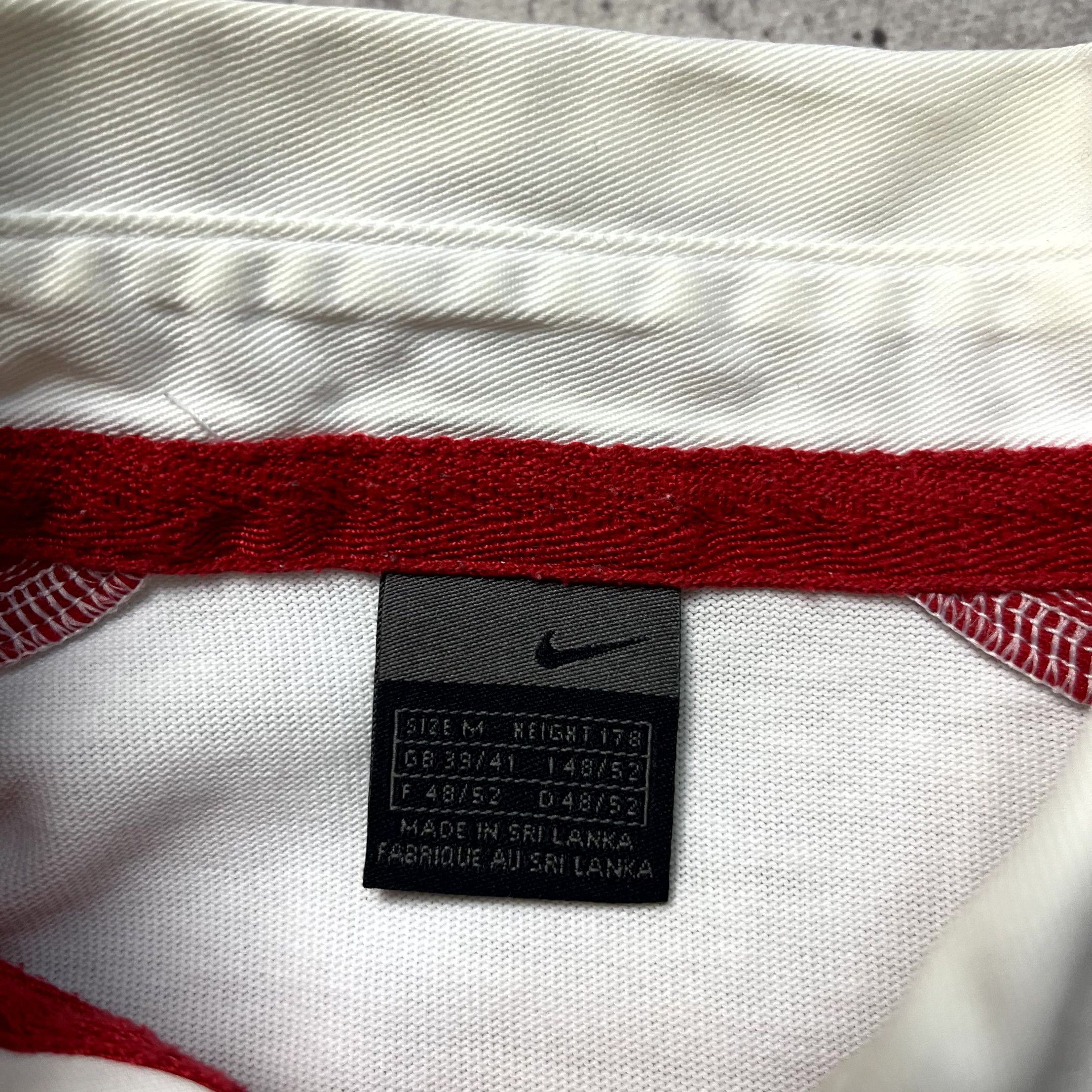Nike Y2K Nike England Polo Longsleeve Shirt White Jersey Size M Size US M / EU 48-50 / 2 - 7 Thumbnail