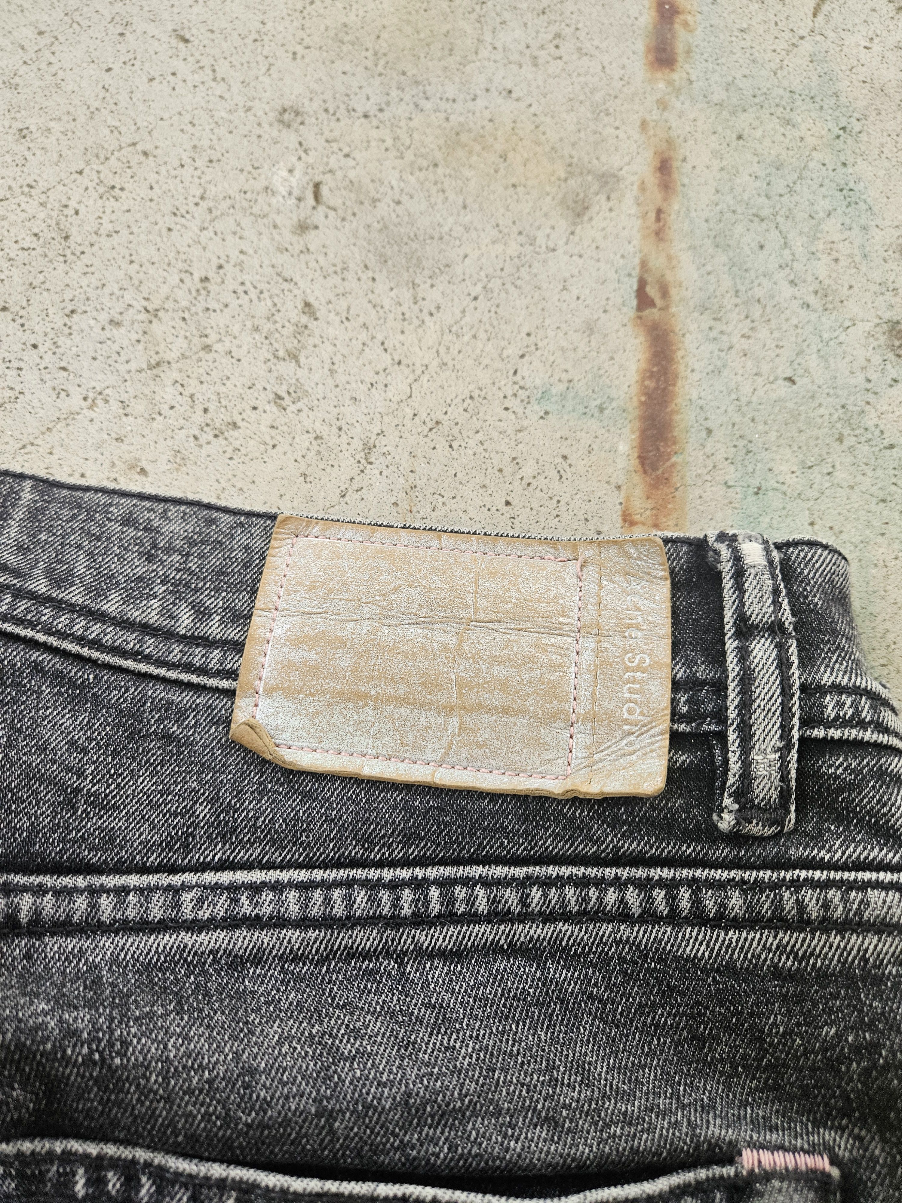 Acne Studios Blå Konst Melk Black Marble Gray Patch Denim Jeans Size US 33 - 6 Thumbnail
