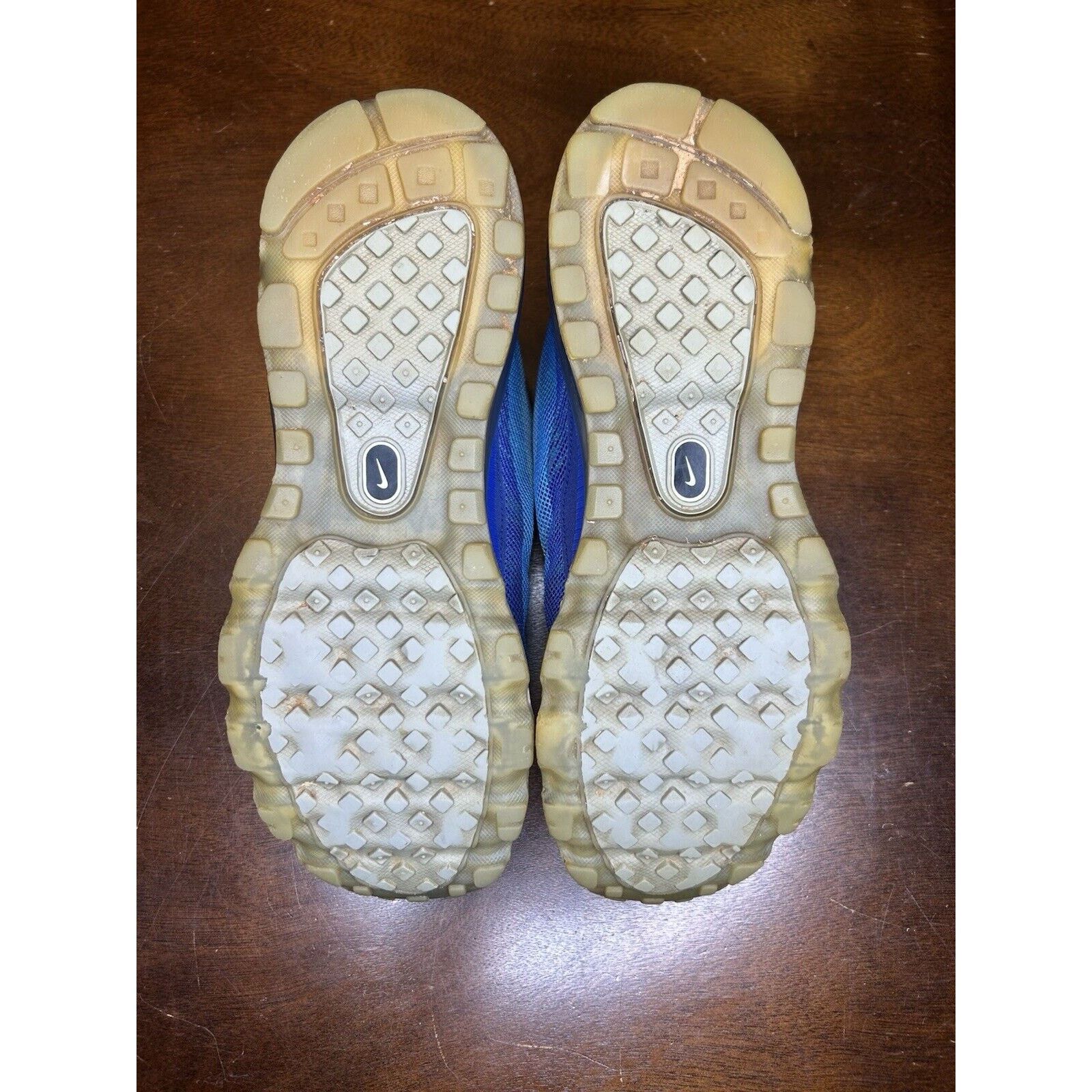 Nike 2012 Nike LIVESTRONG Air Max 95 Dynamic Flywire 'Hyper Blue' Size US 13 / EU 46 - 8 Thumbnail