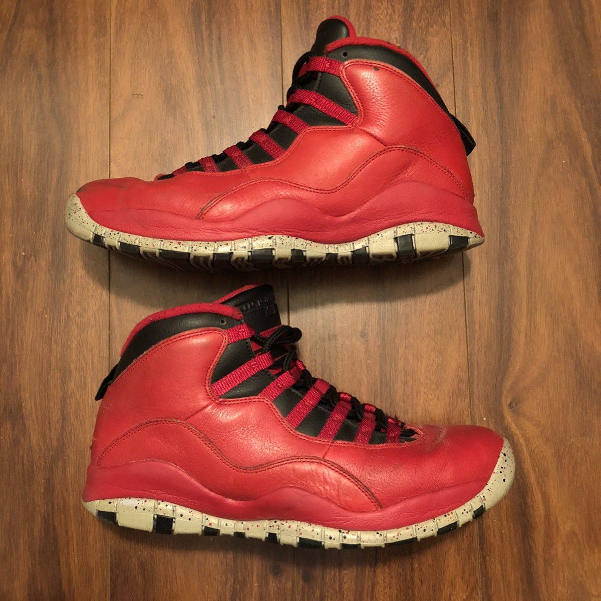 Jordan Brand Nike Air Jordan 10 Retro bulls over broadway 705178-601 sz 9 Size US 9 / EU 42 - 2 Thumbnail