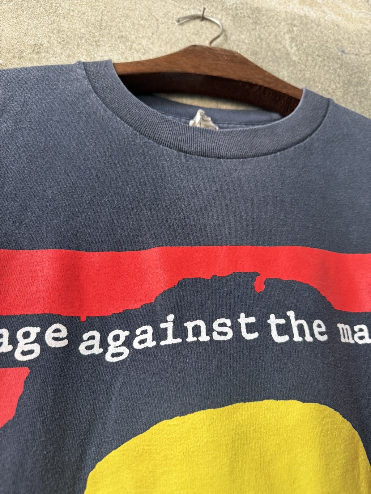Band Tees × Vintage Vintage 90s Rage against the machine shirt Size US XL / EU 56 / 4 - 3 Thumbnail
