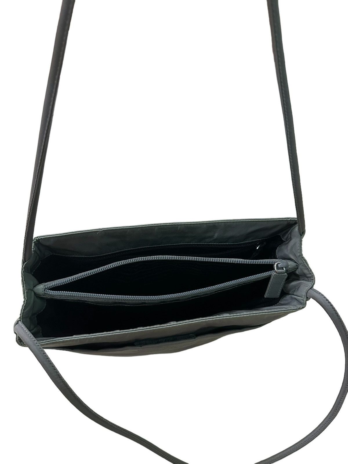 Prada × Vintage AUTHENTIC VINTAGE PRADA NYLON TOTE BAG Size ONE SIZE - 11 Thumbnail