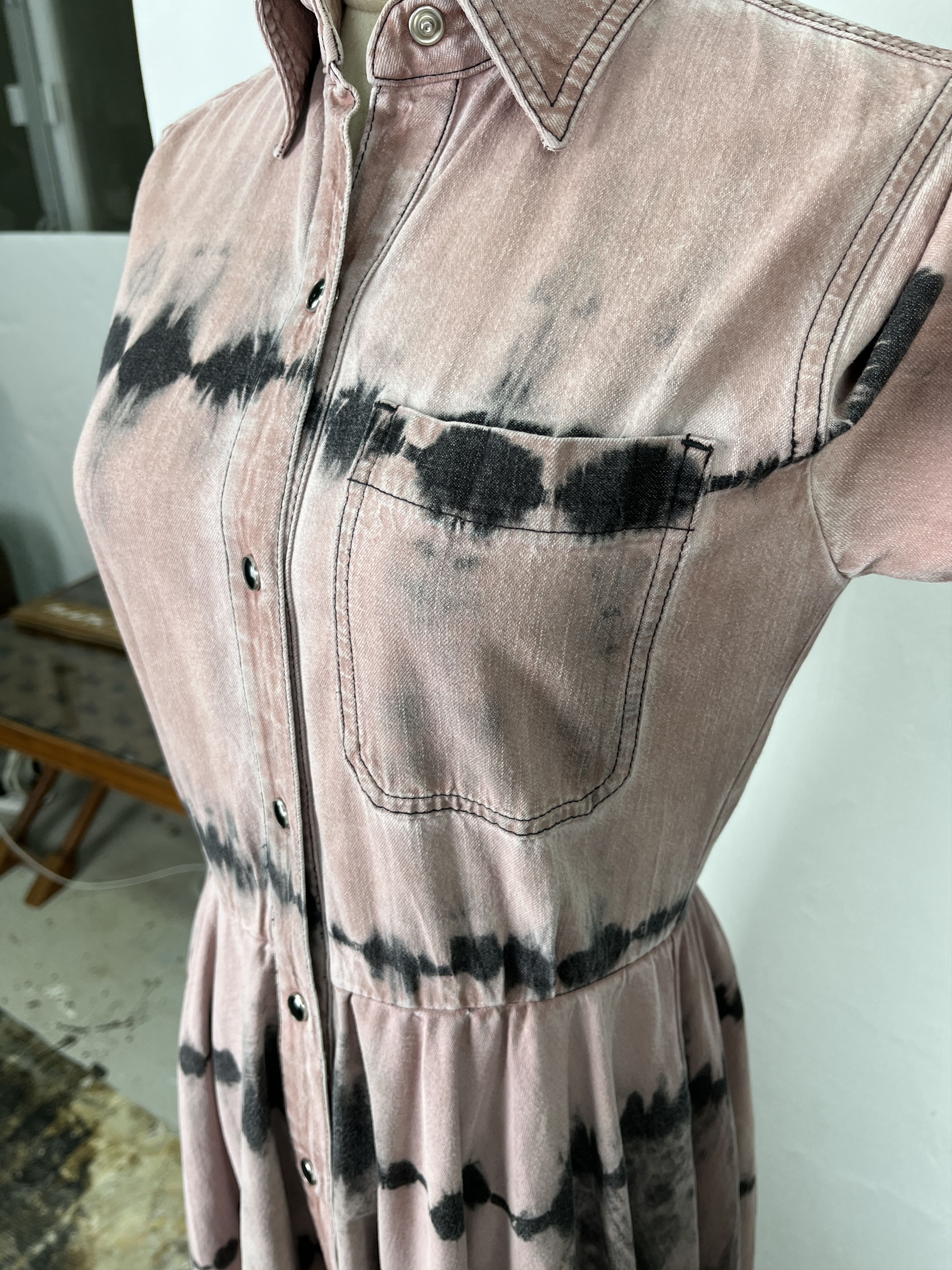 Dior Dirty Pink Tie-Dyed Dress With Signature Logo Size XS / US 0-2 / IT 36-38 - 6 Thumbnail