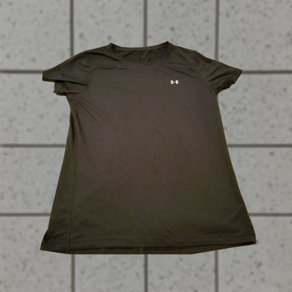 Under Armour Under Armour Shirt L Large Black Athletic Gym Workout Womens T-Shirt MS Athleticwear Size S / US 4 / IT 40 - 1 Thumbnail