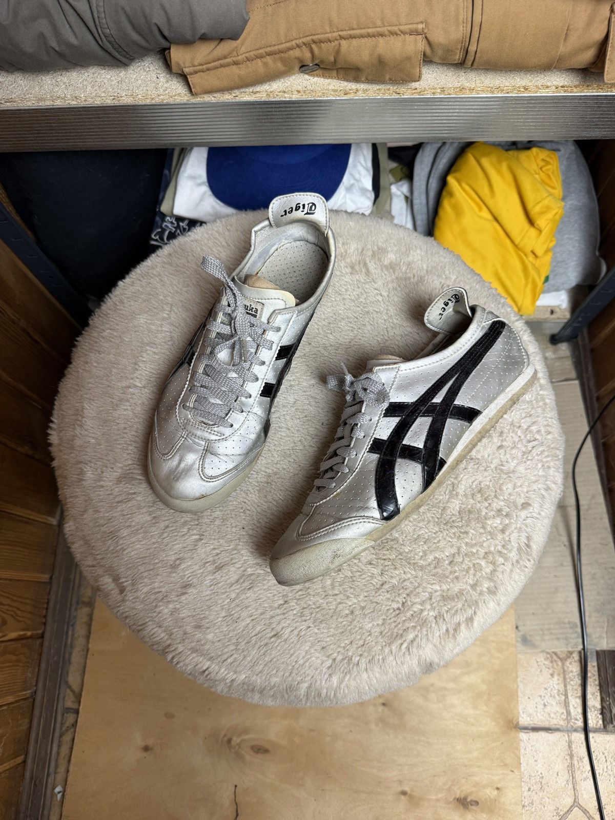 Asics ASICS Onitsuka Tiger Mexico 66 Silver Size US 7 / IT 37 - 2 Thumbnail