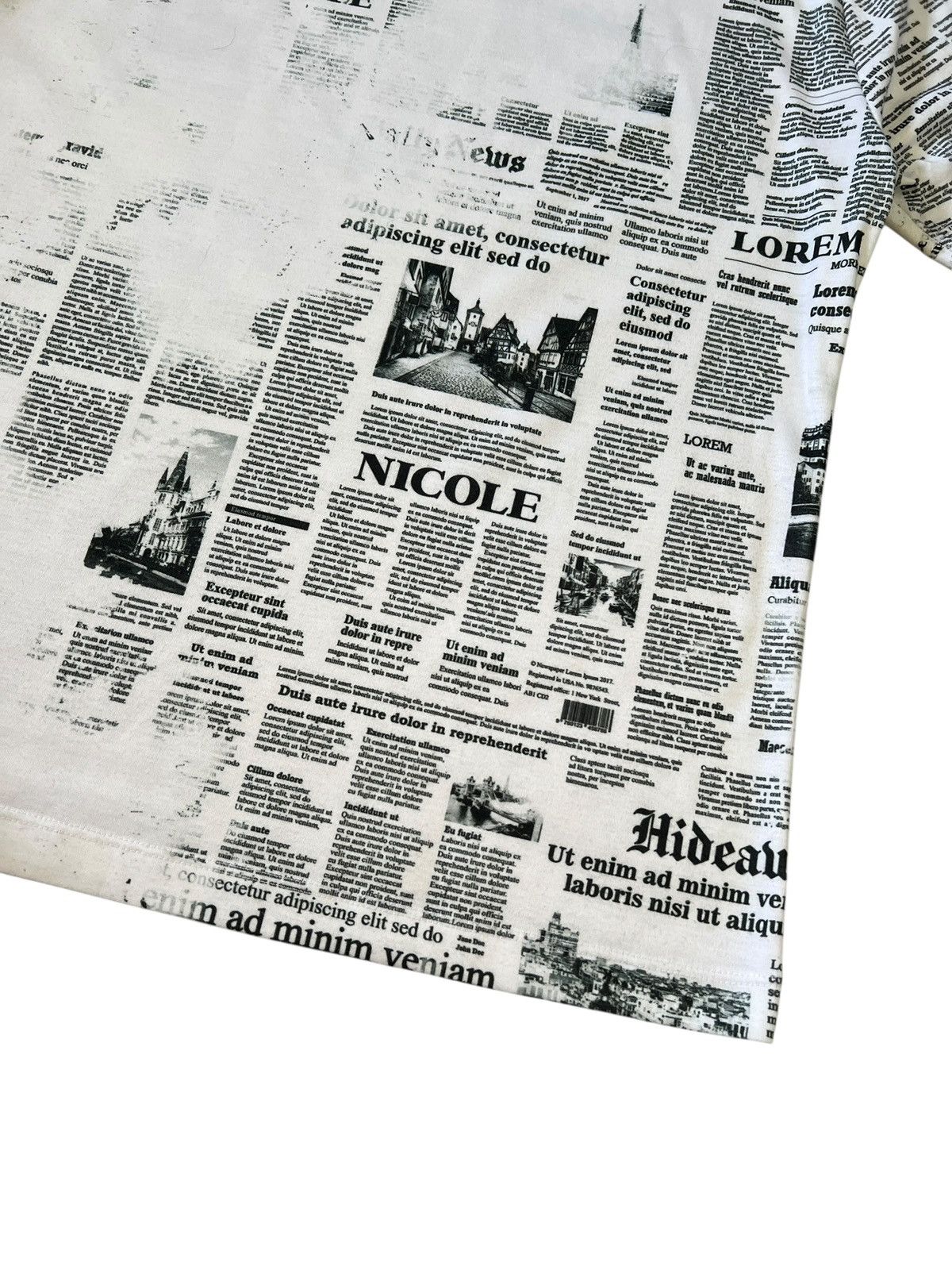 HIDEAWAYS × Japanese Brand × Nicole Club Hideaways Nicole Newspaper Print T-shirt Galliano Size US M / EU 48-50 / 2 - 9 Thumbnail