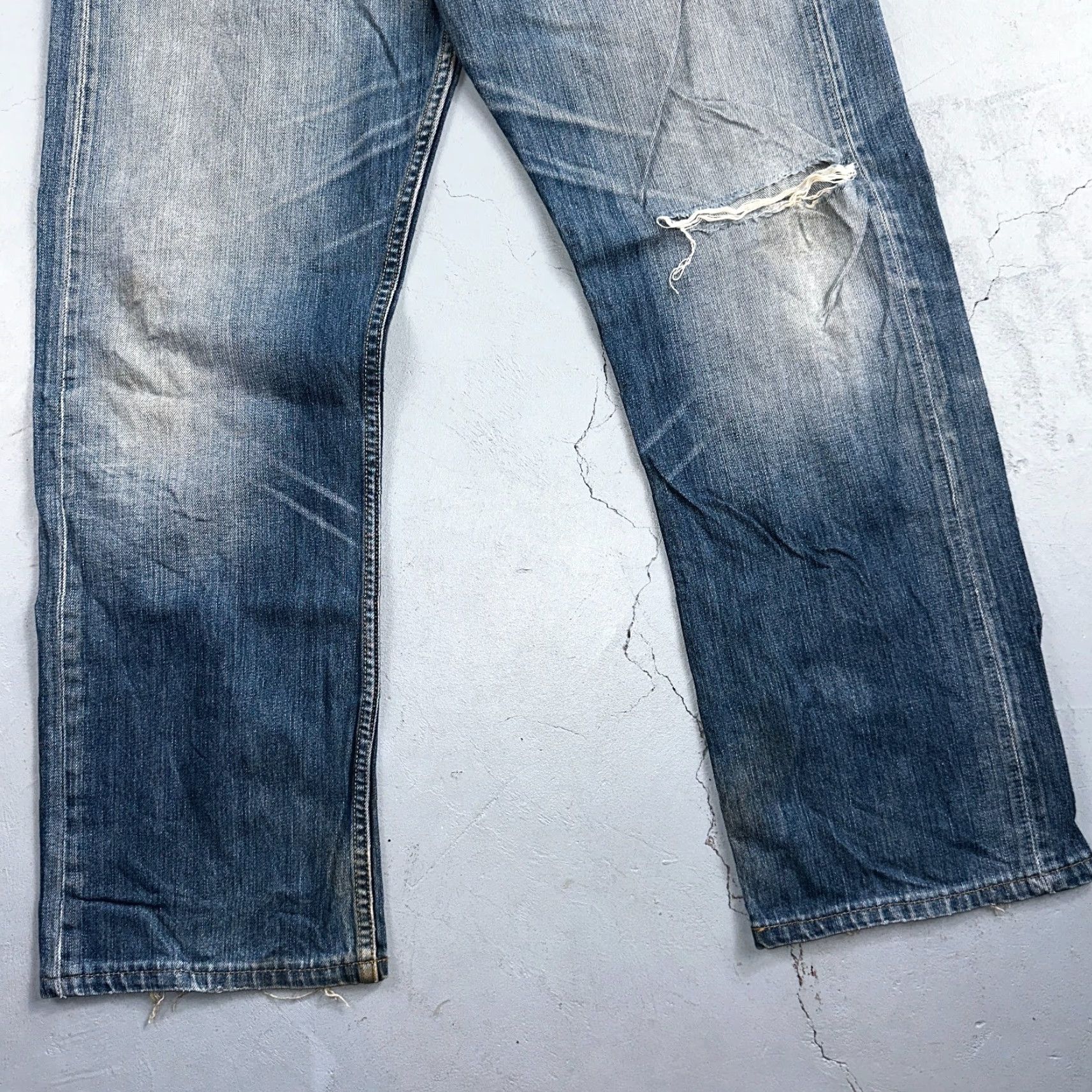 Levi's VINTAGE Levi's 501 Jeans Men Regular Fit Straight Leg 34x34 Blue 90s Denim Retro Size US 34 / EU 50 - 3 Thumbnail