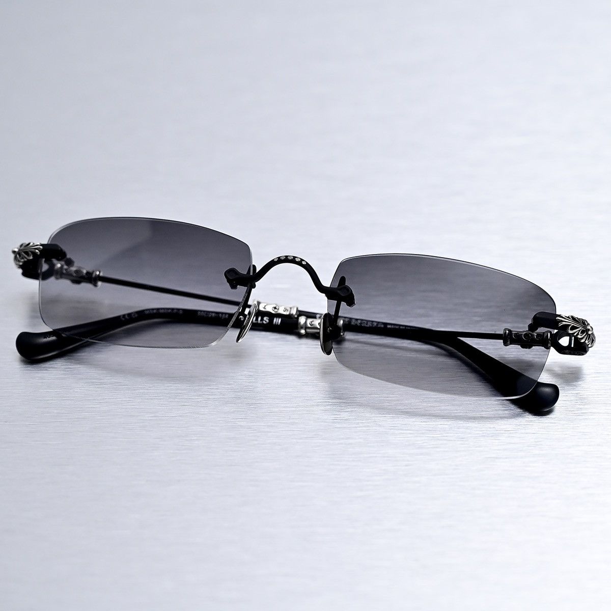 Chrome Hearts CHROME HEARTS PILLS III SUNGLASSES Size ONE SIZE - 9 Thumbnail
