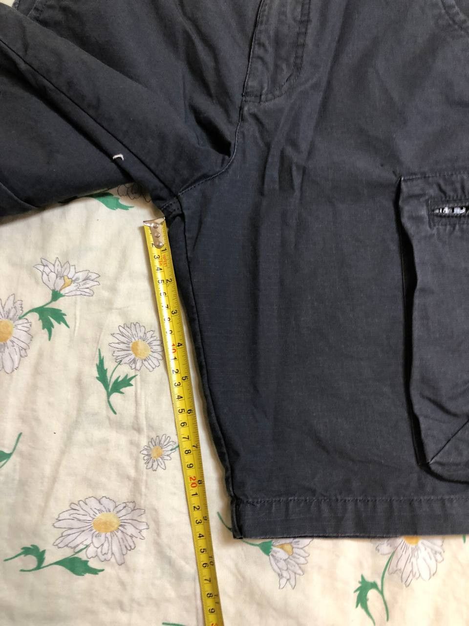 Nike Nike Cargo Board Shorts Summer Y2K Dual Pockets Vintage Size US 30 / EU 46 - 7 Thumbnail