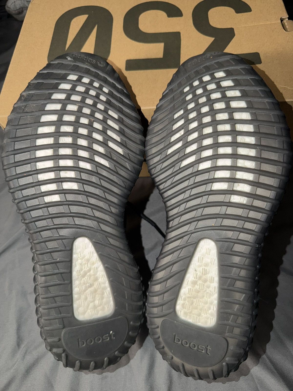 Yeezy Adidas Yeezy Boost 350 V2 ‘Onyx’ Size 9M Size US 9 / EU 42 - 7 Thumbnail