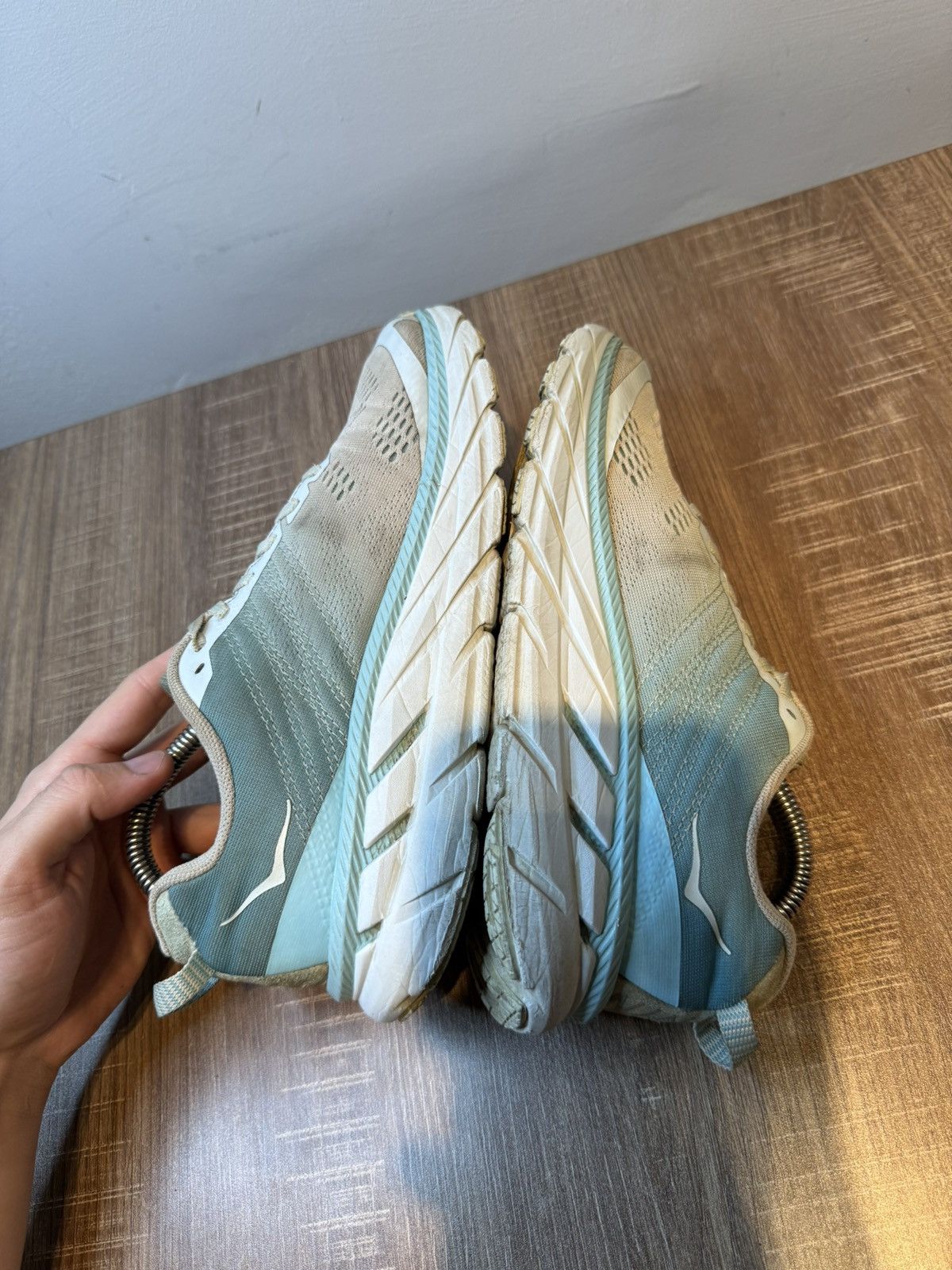 Hoka Hoka One One Womens Clifton 6 1102873 ASWB White Size 8 Size US 8 / IT 38 - 5 Thumbnail