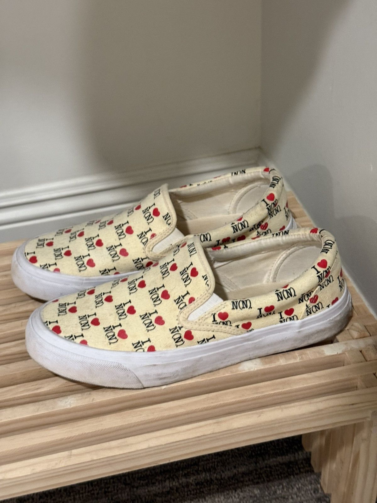 Number (N)ine I❤️N(N) Cream Slip On Sneakers Size US 7.5 / EU 40-41 - 8 Thumbnail