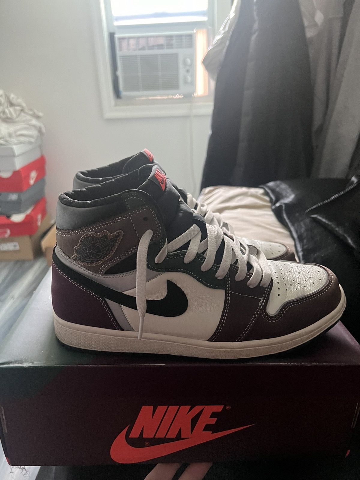 Jordan Brand × Nike Air Jordan 1 High OG 'Hand Crafted' Size US 10.5 / EU 43-44 - 5 Thumbnail