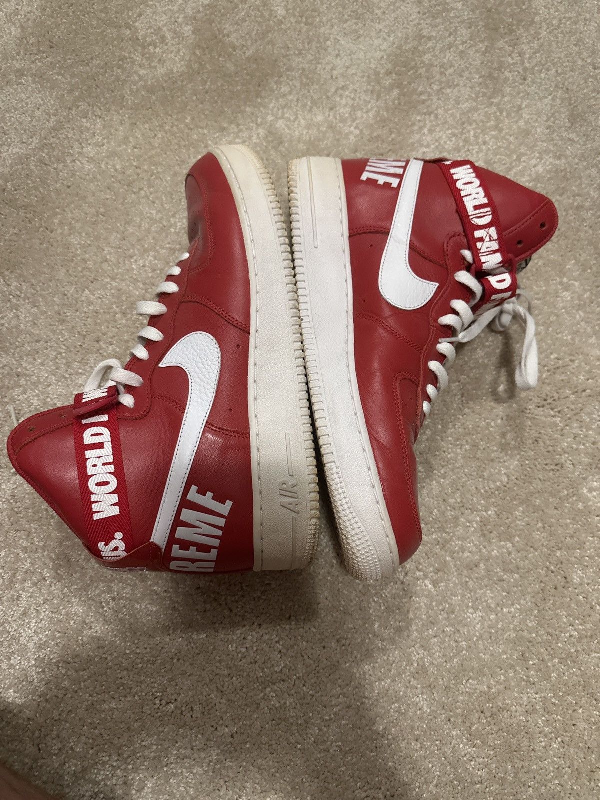 Nike Supreme World Famous Air Force 1 | Grailed