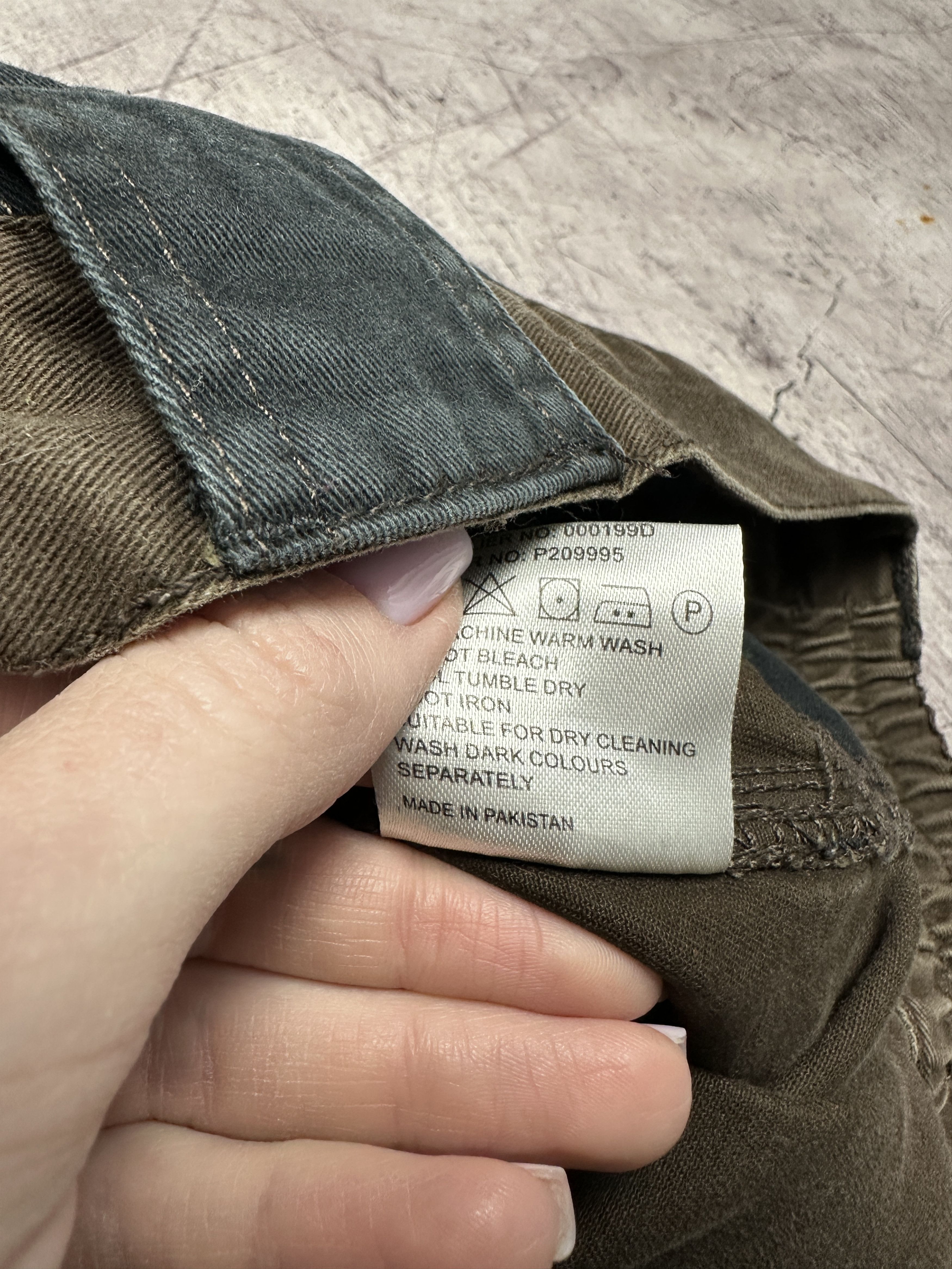 Dickies Dickies Mens Workwear Cargo Pants Distressed Size US 34 / EU 50 - 7 Thumbnail