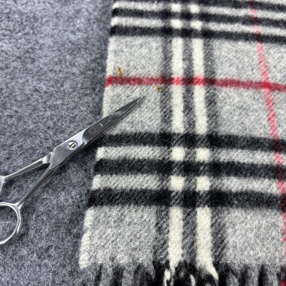 Burberry × Vintage Burberrys Scarf # D711 # Muffler # Neckwear # Nova Check Size ONE SIZE - 10 Thumbnail