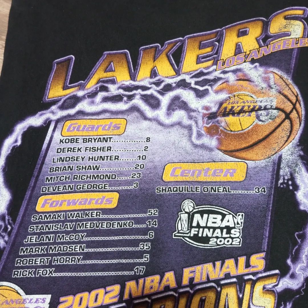 NBA Vintage 2002 Lakers T Shirt Size US XL / EU 56 / 4 - 6 Thumbnail