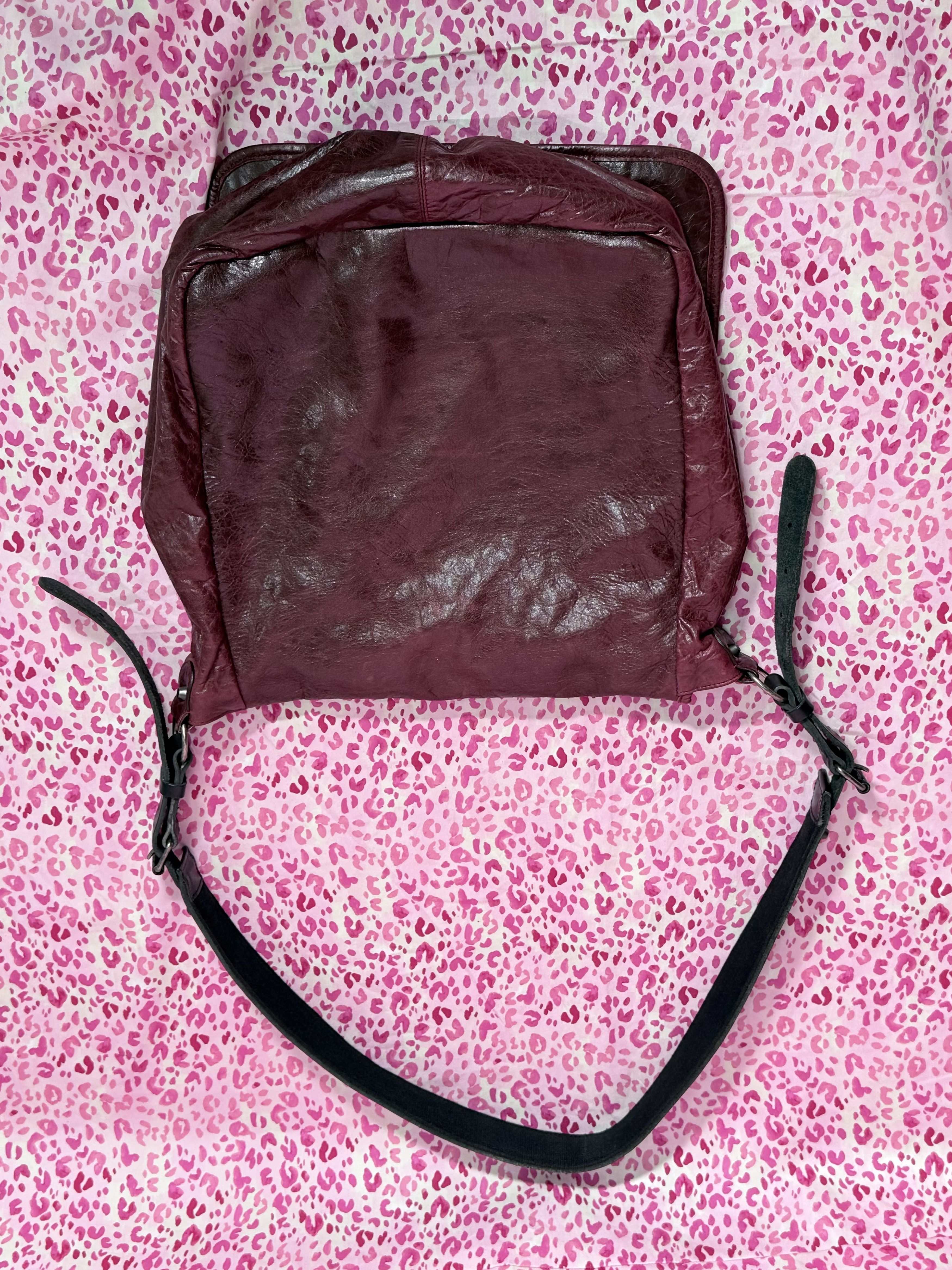 Balenciaga RARE Arena Leather Maroon Folk Bag Size ONE SIZE - 7 Thumbnail