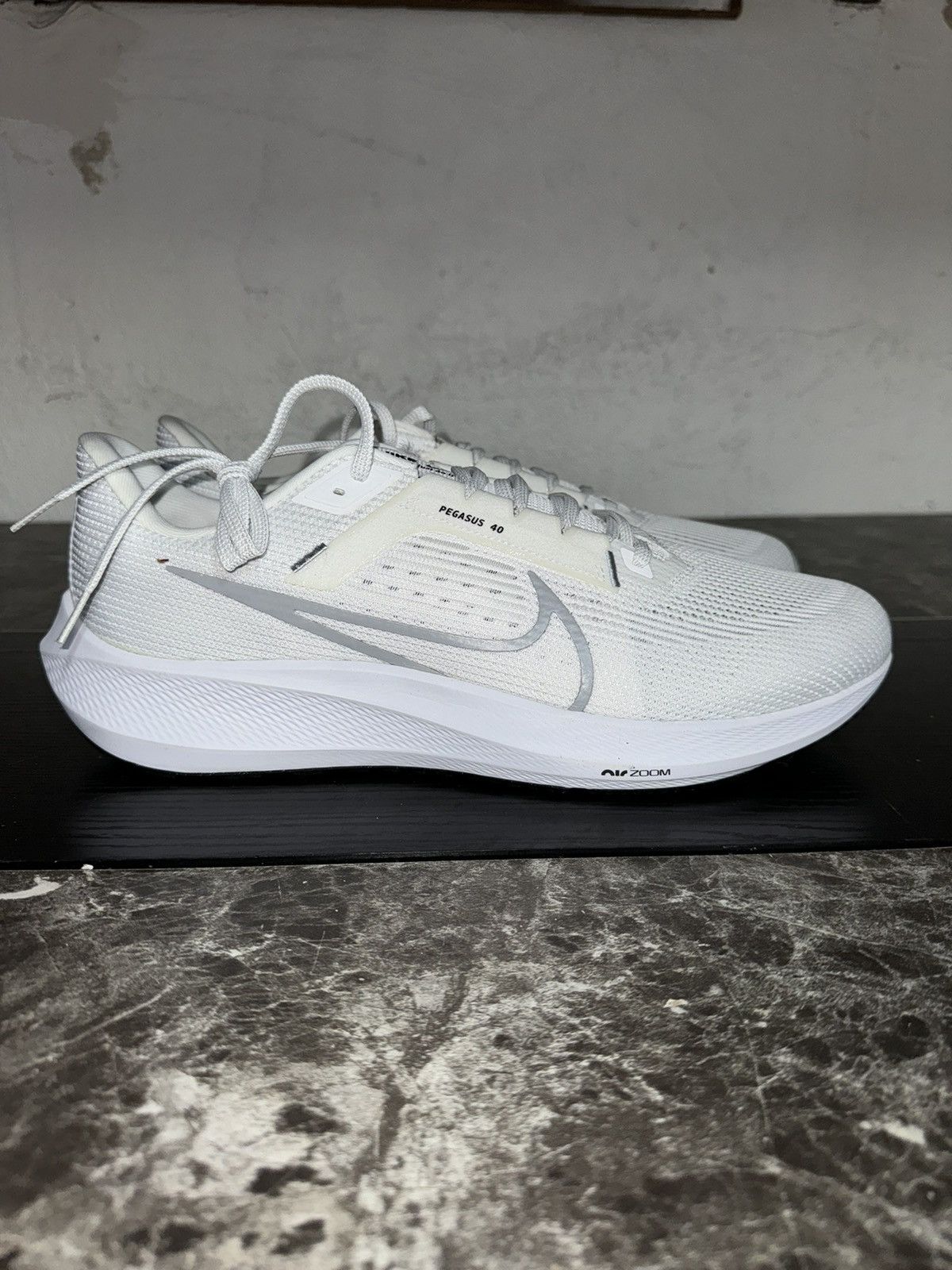 Nike Nike Pegasus shoes white mens size 14 NEW Size US 14 / EU 47 - 3 Thumbnail
