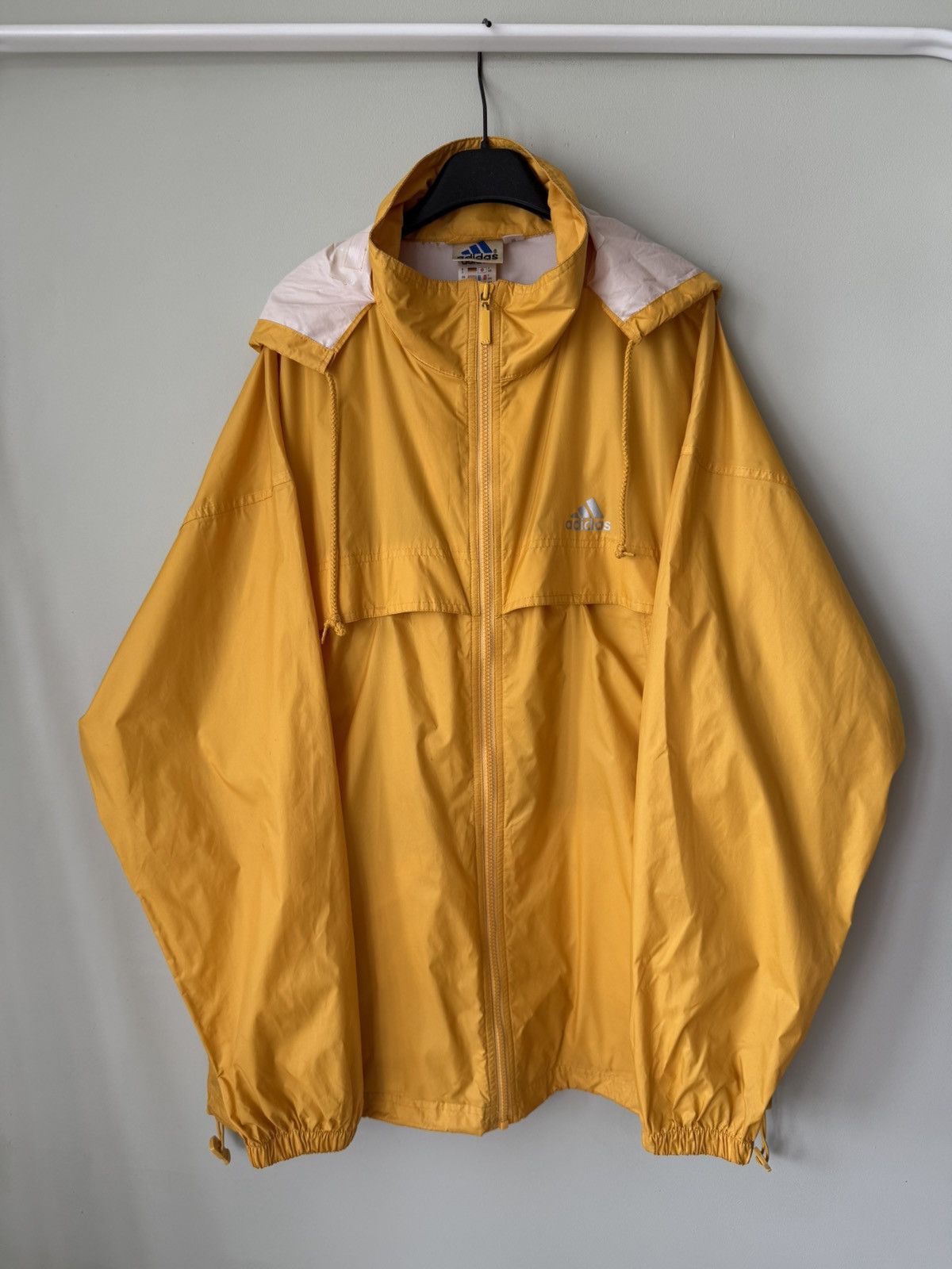 Adidas 2000 Adidas Vintage Rain coat light jacket & bag reflective Size US XL / EU 56 / 4 - 1 Thumbnail