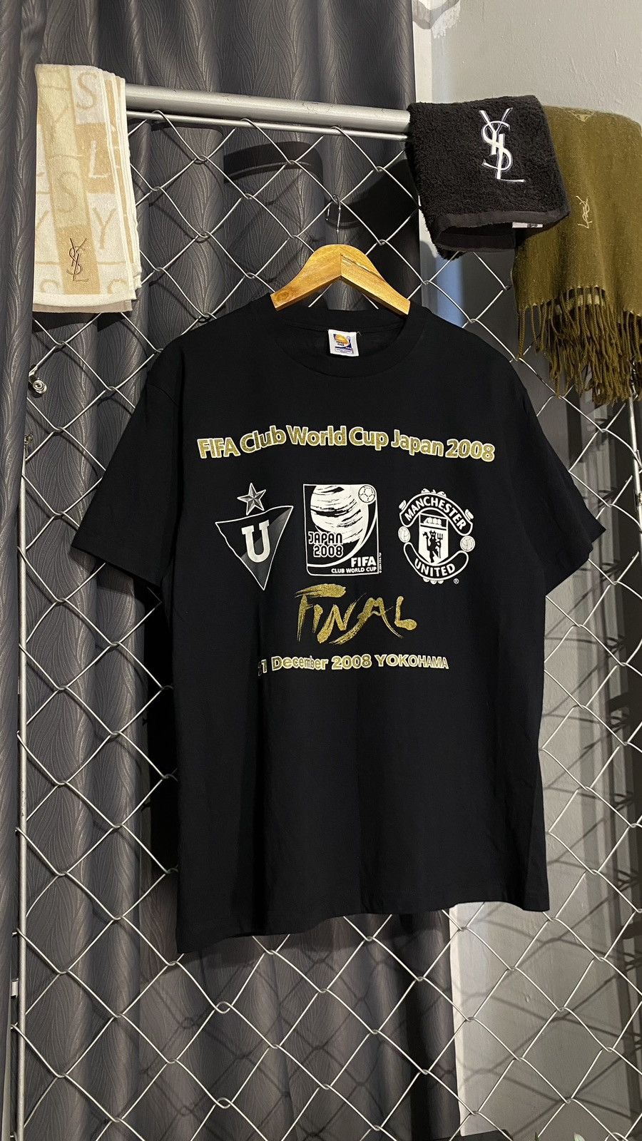 Vintage MACHESTER UNITED FIFA CLUB WORLD CUP JAPAN Cp 2004 FIFA TM Size US M / EU 48-50 / 2 - 1 Thumbnail