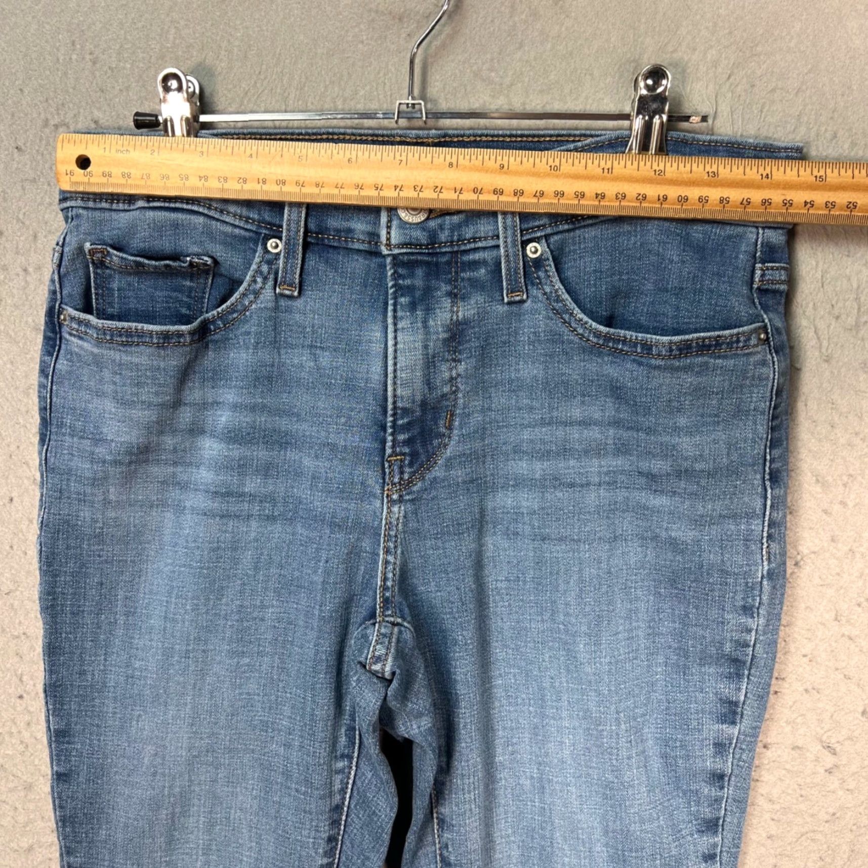 Levi's Levis 315 Shaping Bootcut Denim Jeans 28 Womens Medium Blue Stretch Jeans Size 28" / US 6 / IT 42 - 6 Thumbnail