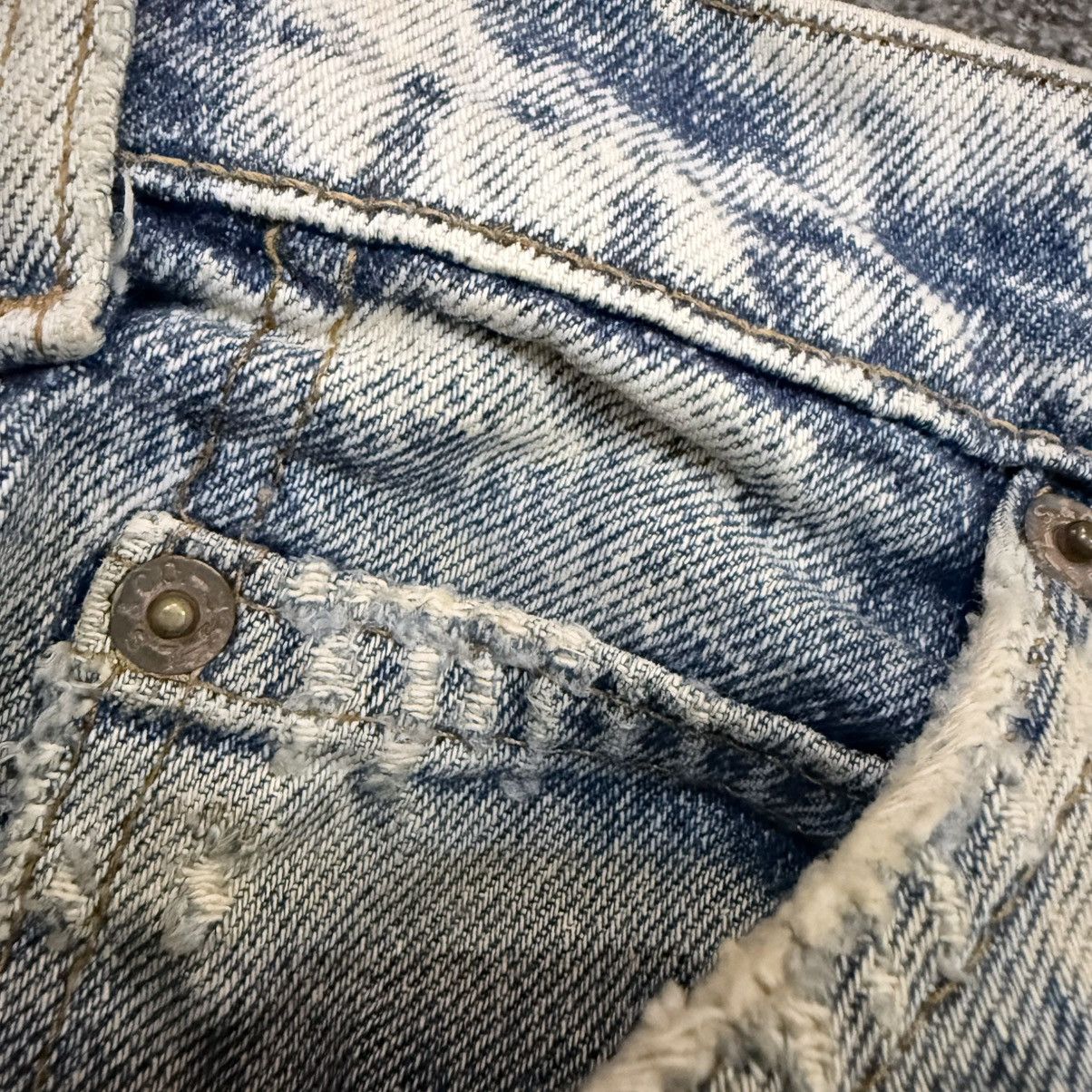 Levi's Vintage Clothing Vintage Thrash 90s Levis 505 IRREGULAR Acid Wash Rare Denim Size US 34 / EU 50 - 15 Thumbnail