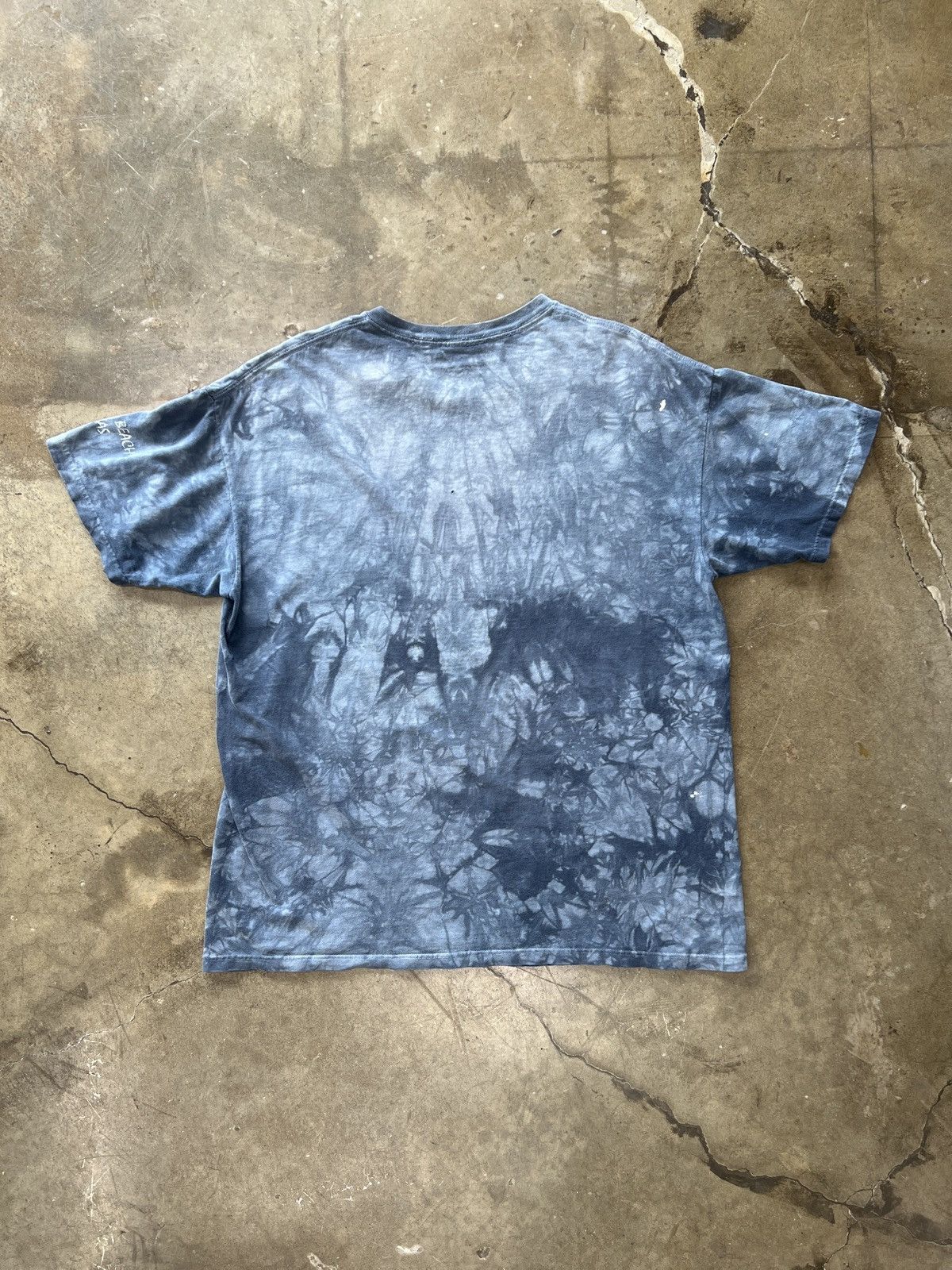 Vintage The Mountain Shark Crystal Beach Tie Dye Ocean Nature Tee XL Size US XL / EU 56 / 4 - 4 Thumbnail