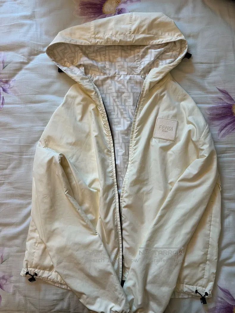 Fendi Fendi Logo Printed Reversible Hooded Jacket Size US M / EU 48-50 / 2 - 3 Thumbnail